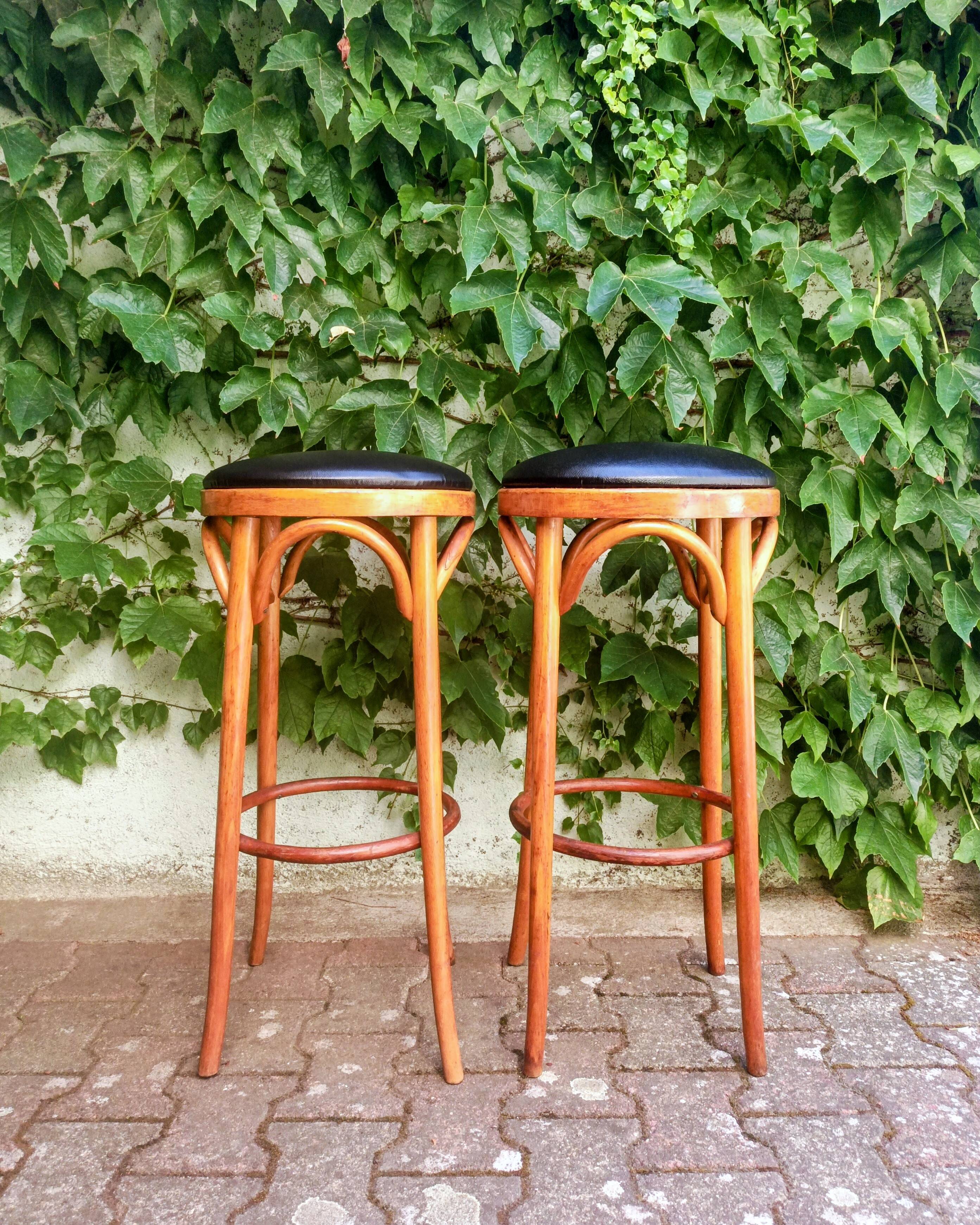 Tabourets de bar bois courbé