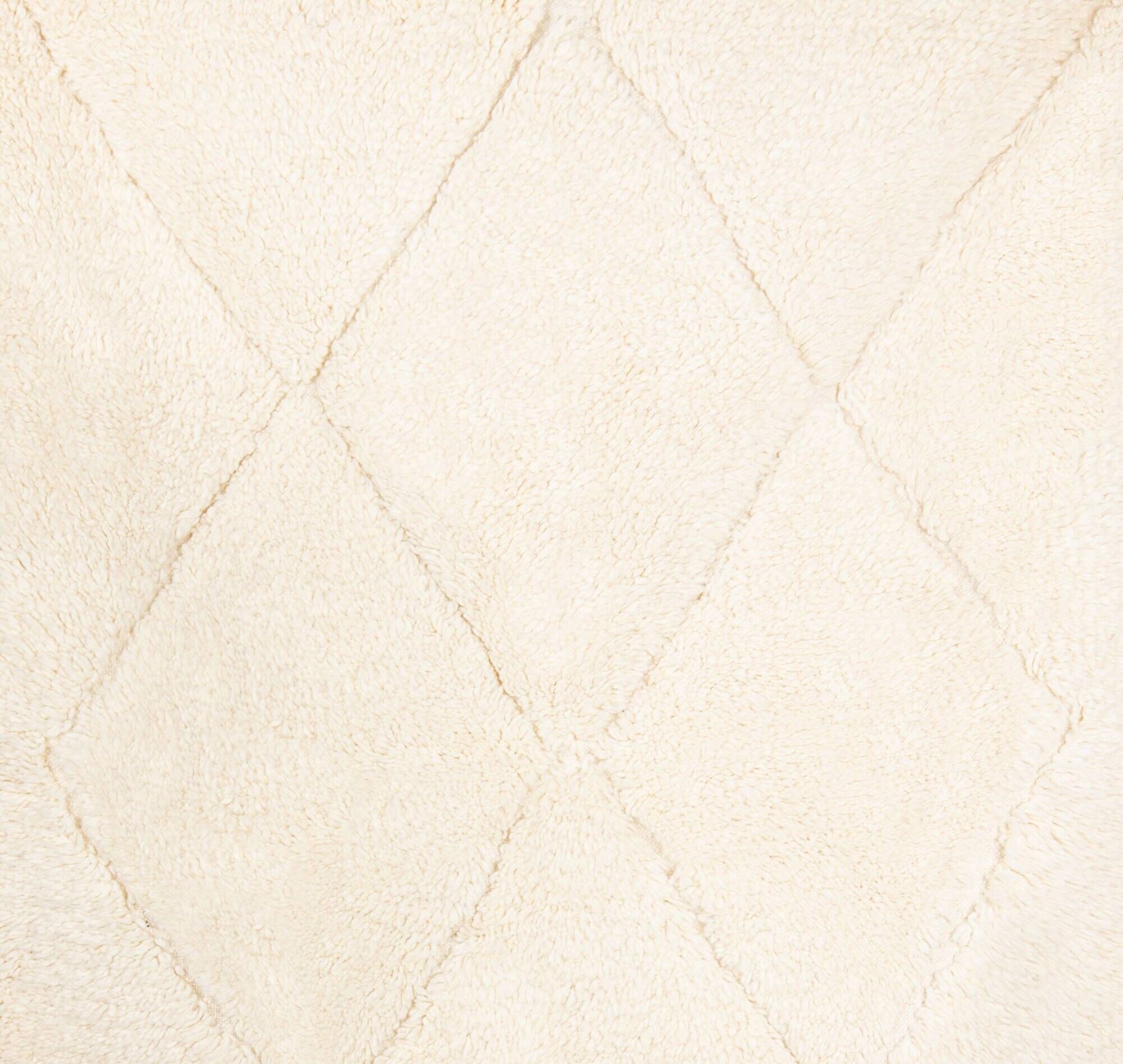Berber carpet beni urain ecru with diamonds in relief 157 x 115 cm