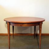 Vintage extendable round table