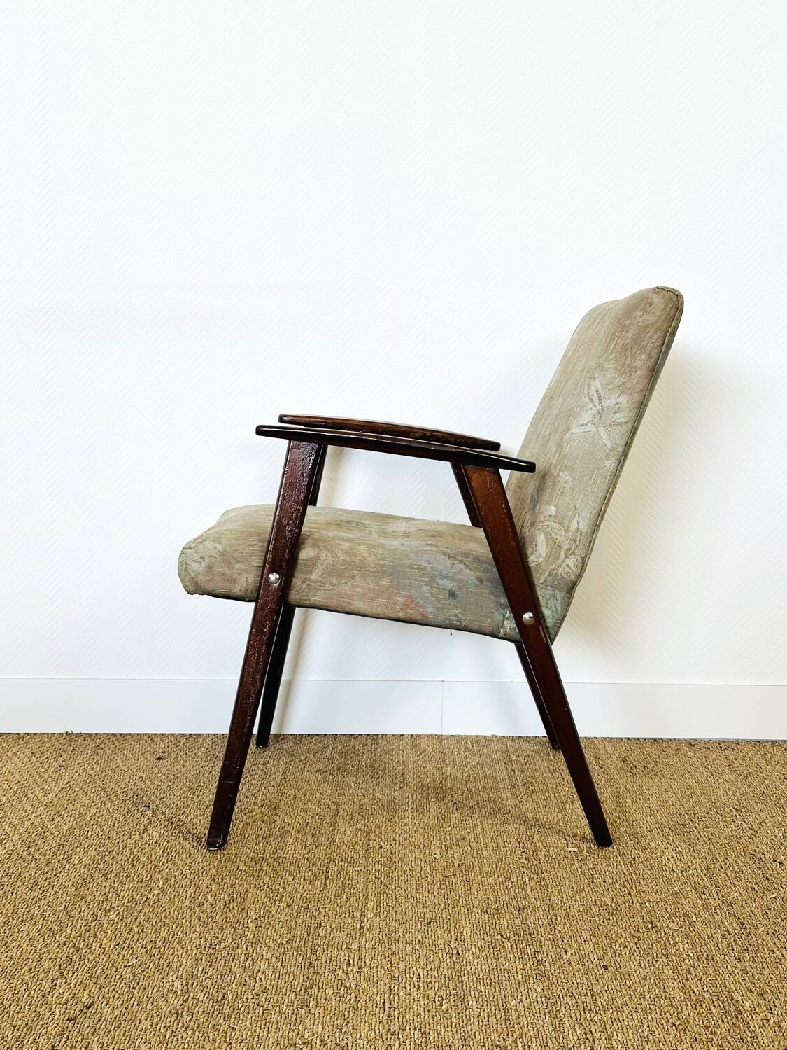 Fauteuil scandinave pieds compas 1960