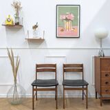 Set of 2 minimalist black chairs