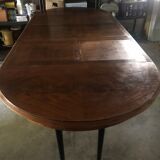 Table - pedestal table with 3 extensions: 4-10 people