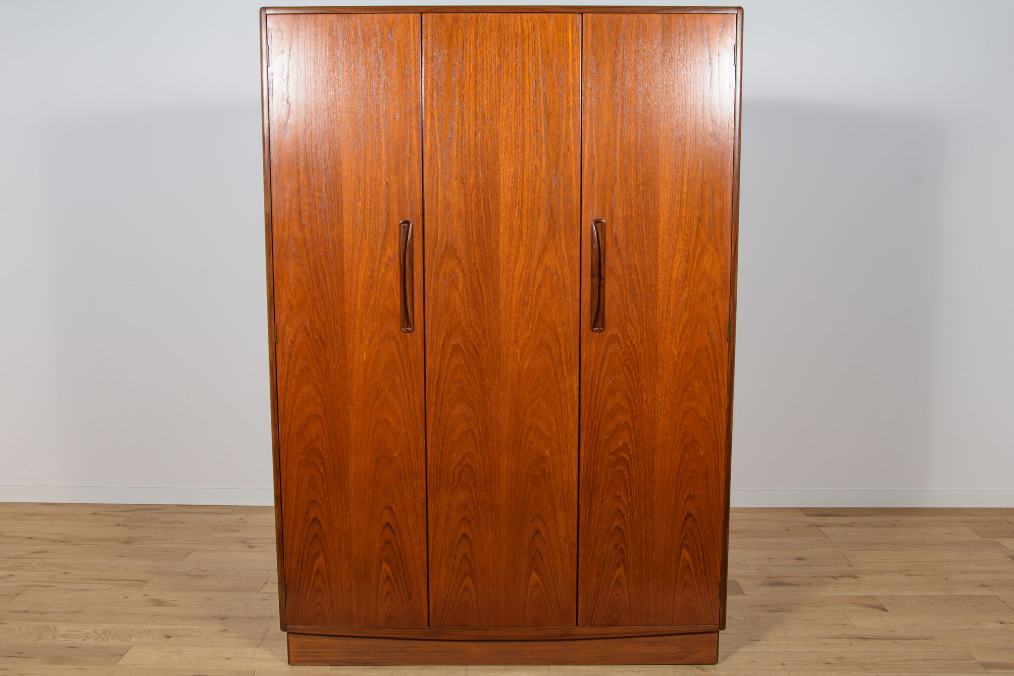 Mid-century modern teak wardrobe from G-Plan, United Kingdom, 1960s