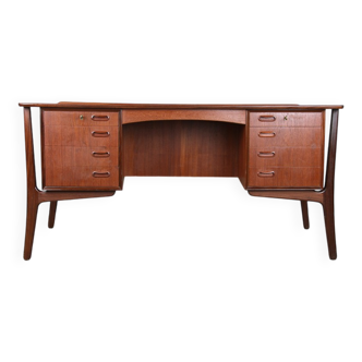 Grand bureau Danois en teck, double face, par Svend Aage Madsen pour H. P Hansen 1960.