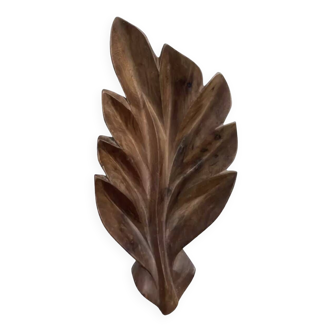 Empty ethnic leaf pocket in wood 1970