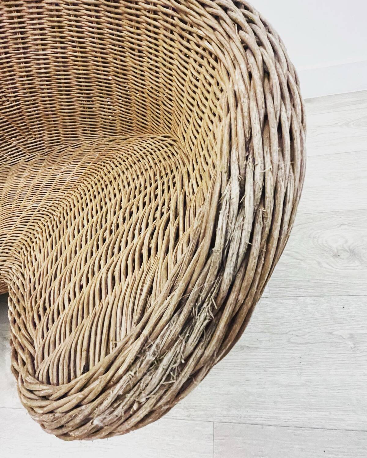 Lotus chair