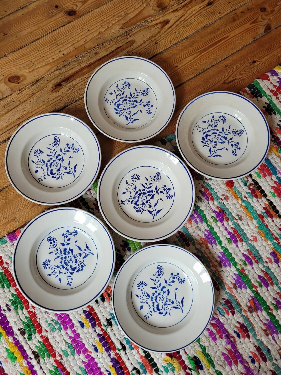 Lot n°2 of 6 K&G Luneville Oeillet soup plates