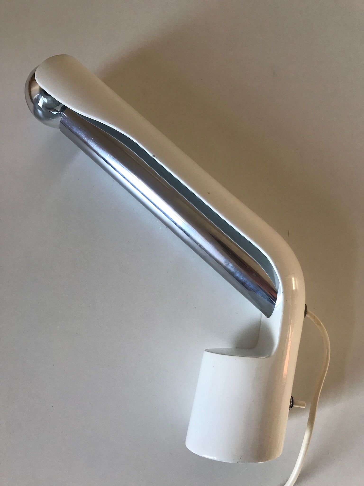 Pugno 2545 Richard Carruthers lamp for Fontana Arte 1971