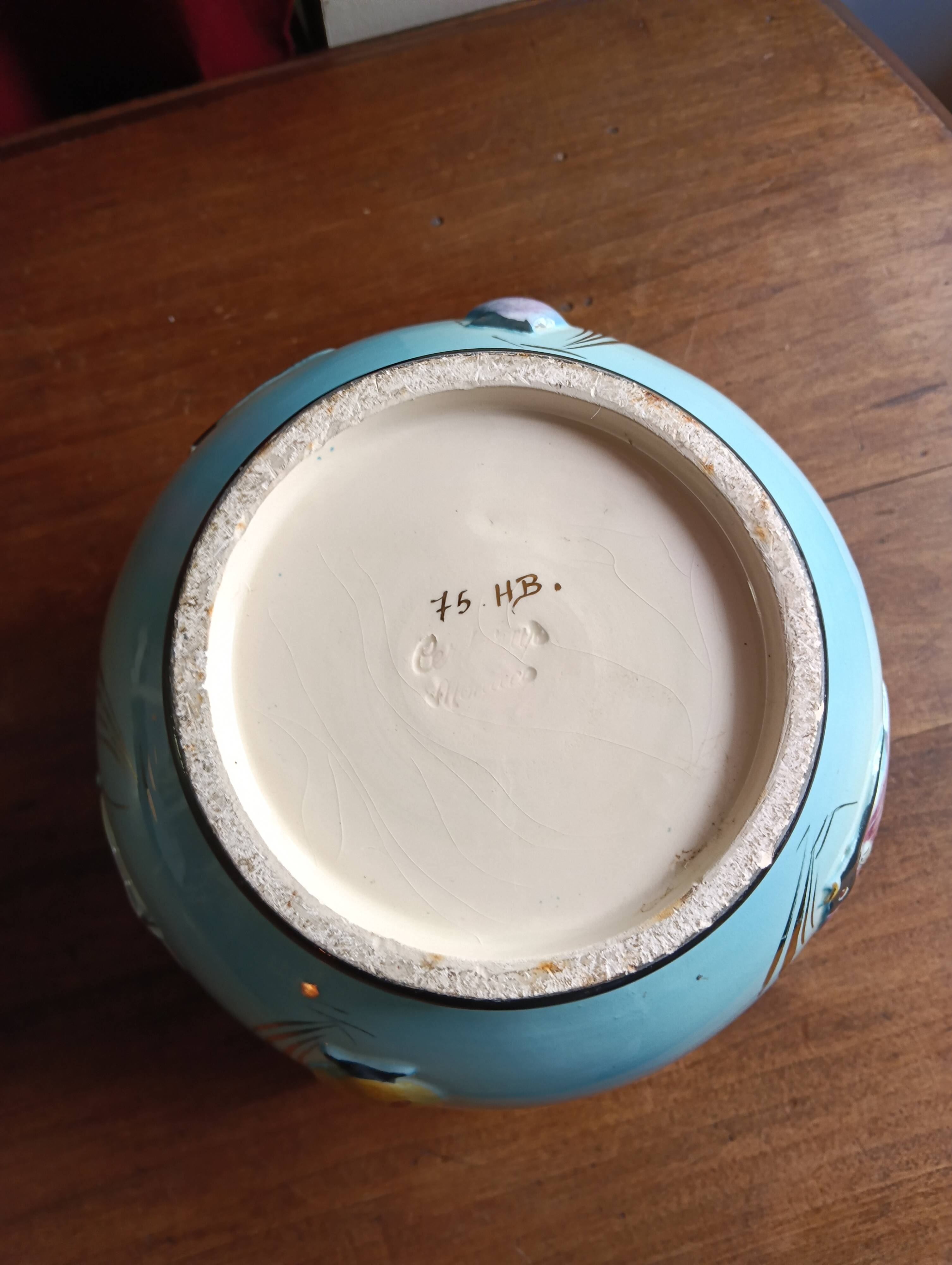 VINTAGE MONACO CERAMIC CACHE POT WITH RELIEF MARINE DECORATION & GOLD