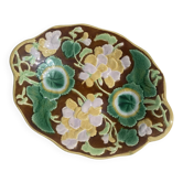 English slipware plate from the 19th century, English majolica.