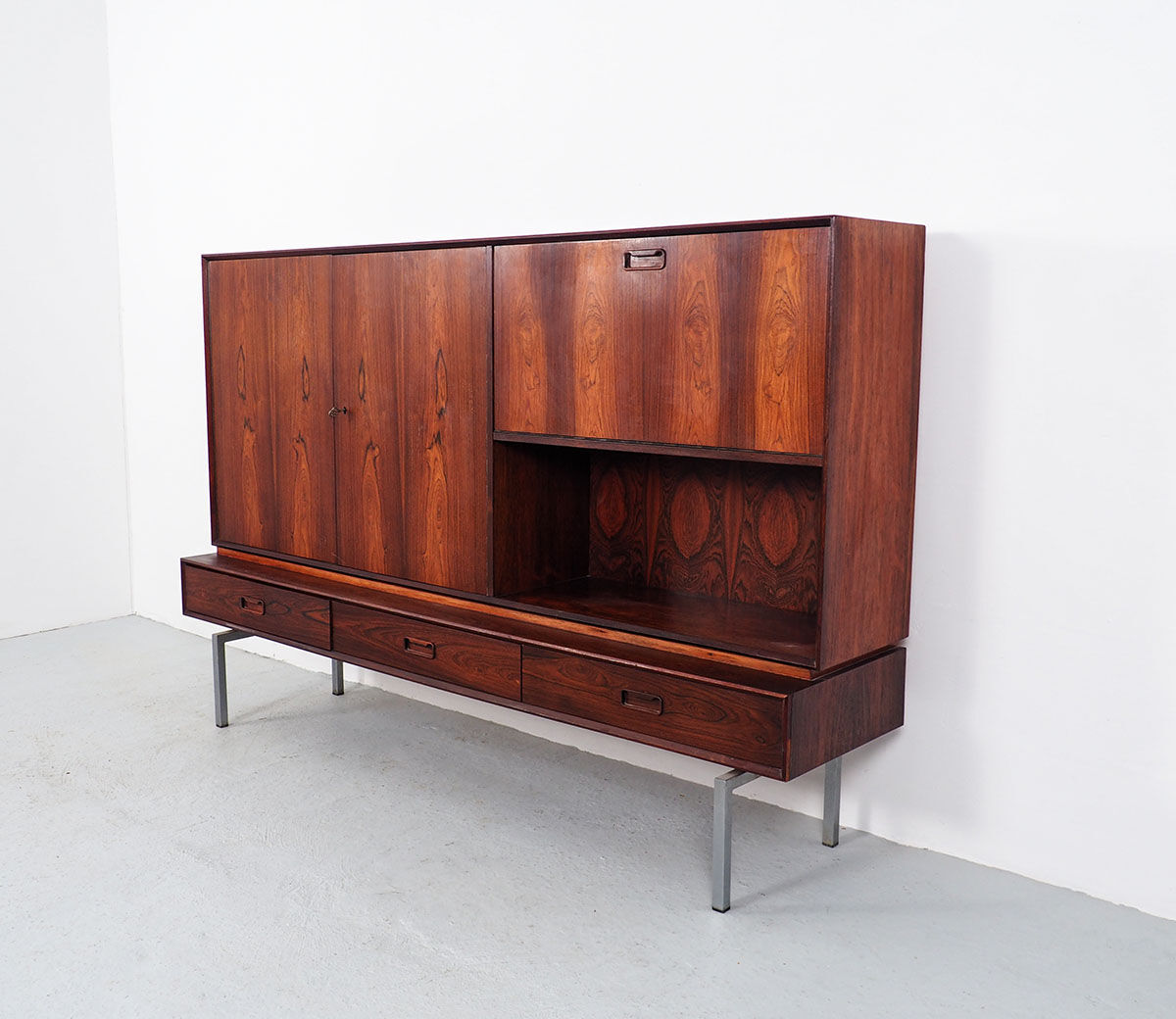 Vintage Dutch design highboard by Topform, 1960's