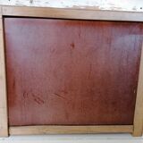 Small storage unit to lay