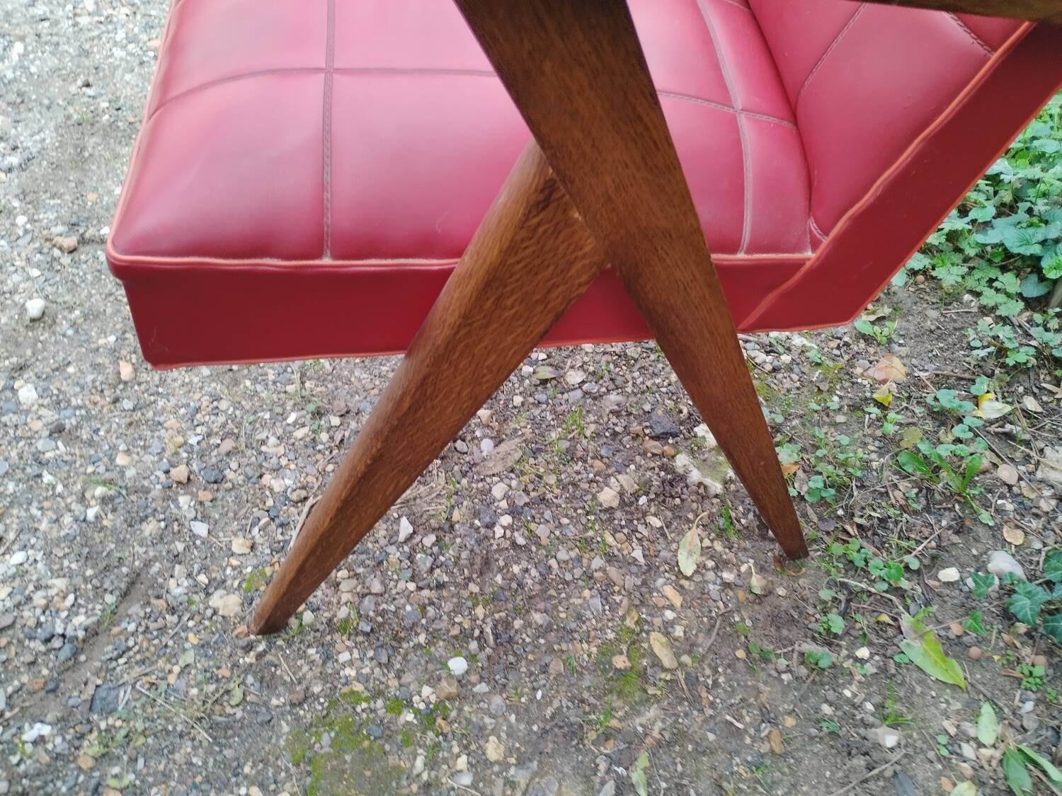 Paire de fauteuils anciens pieds compas