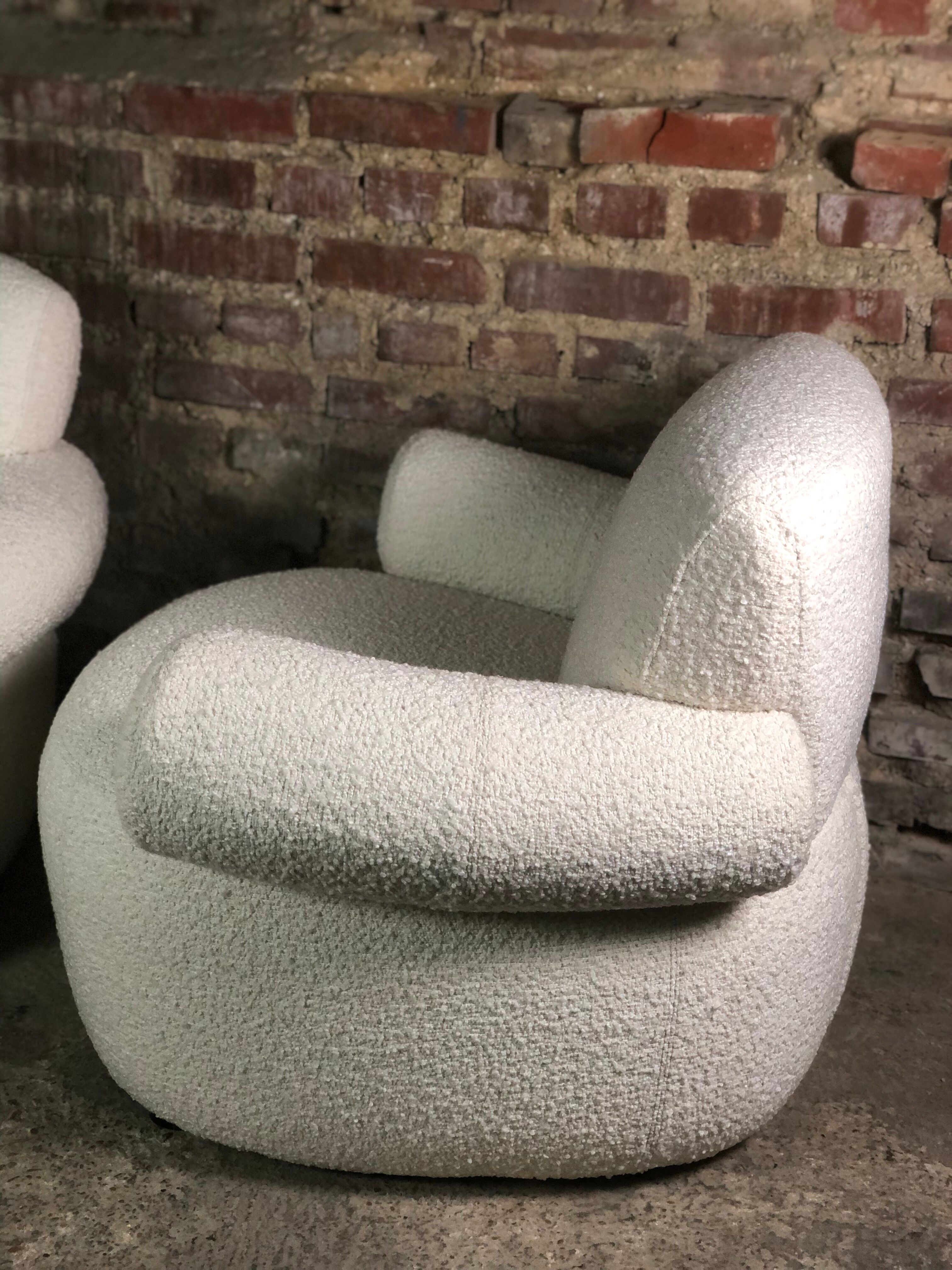 Armchairs (the pair) ecru in curly wool