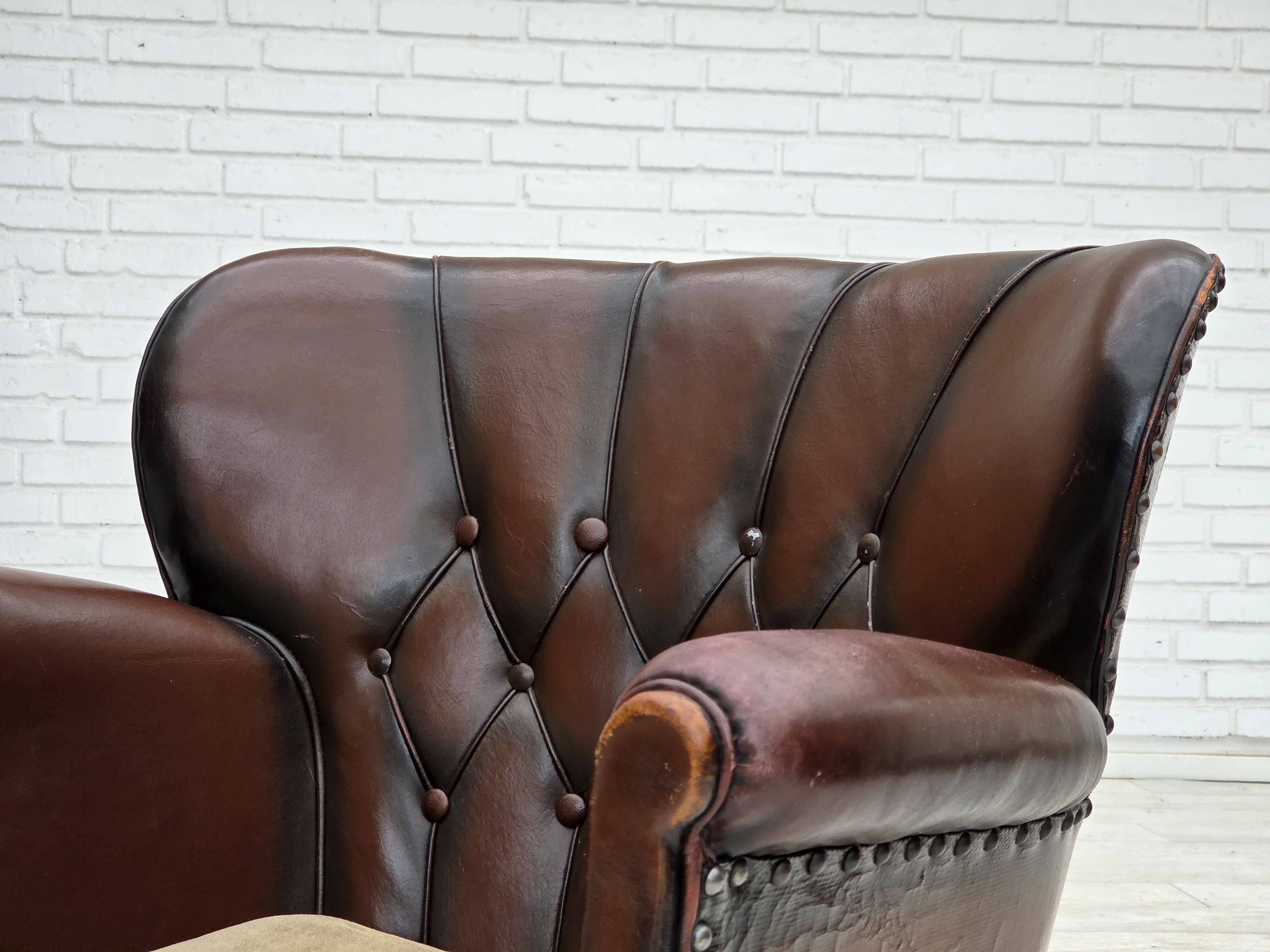 Fauteuil danois des années 1930, cuir marron, velours.