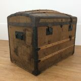 Curved trunk