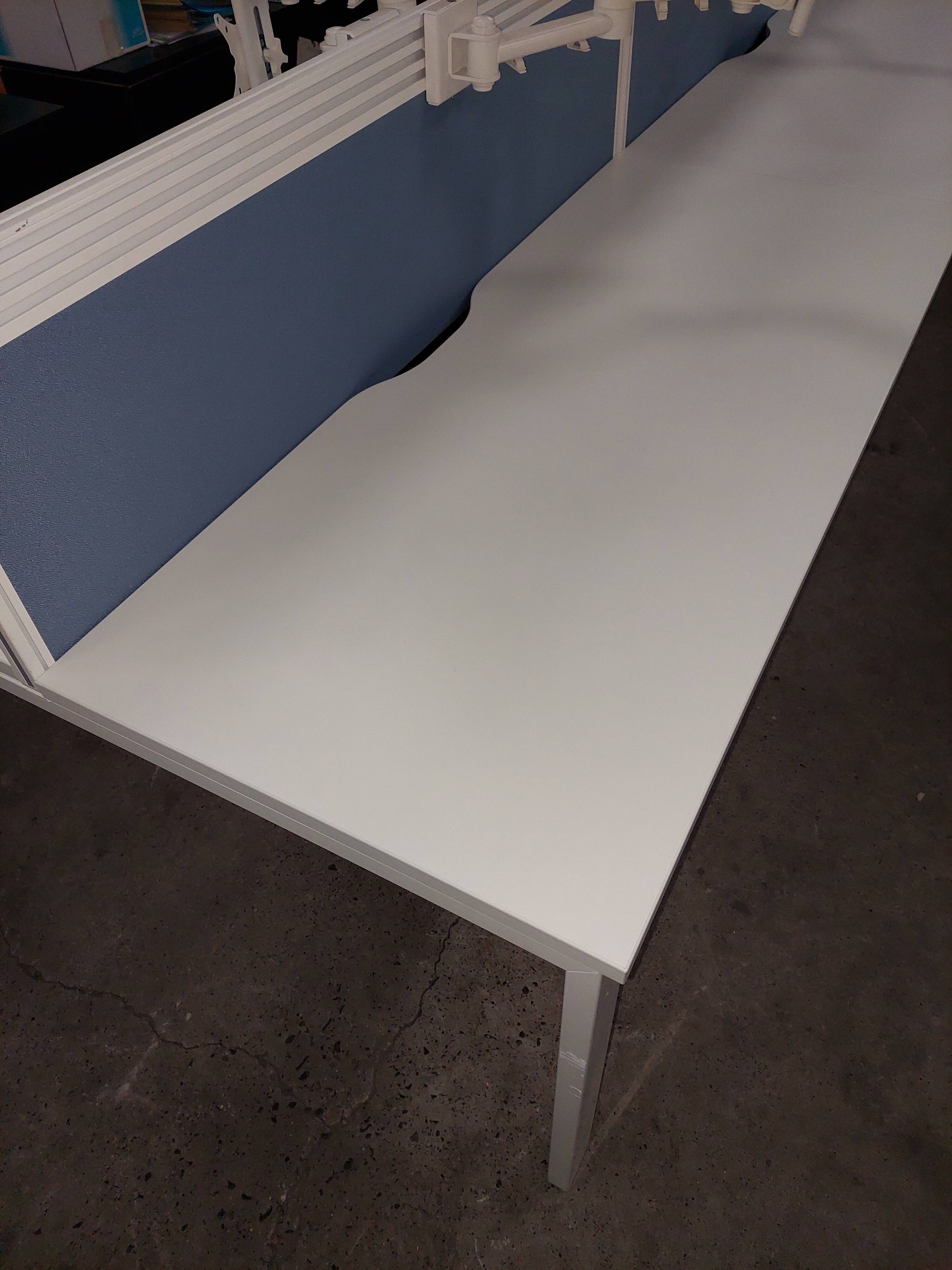 Bench desks 6 workstations with 3 removable partitions used good condition