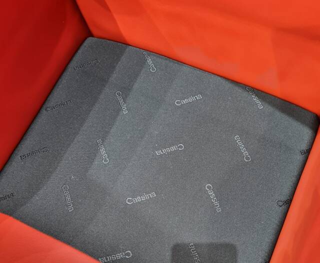 LE CORBUSIER AND PIERRE JEANNERET: "LC2" armchair in red leather