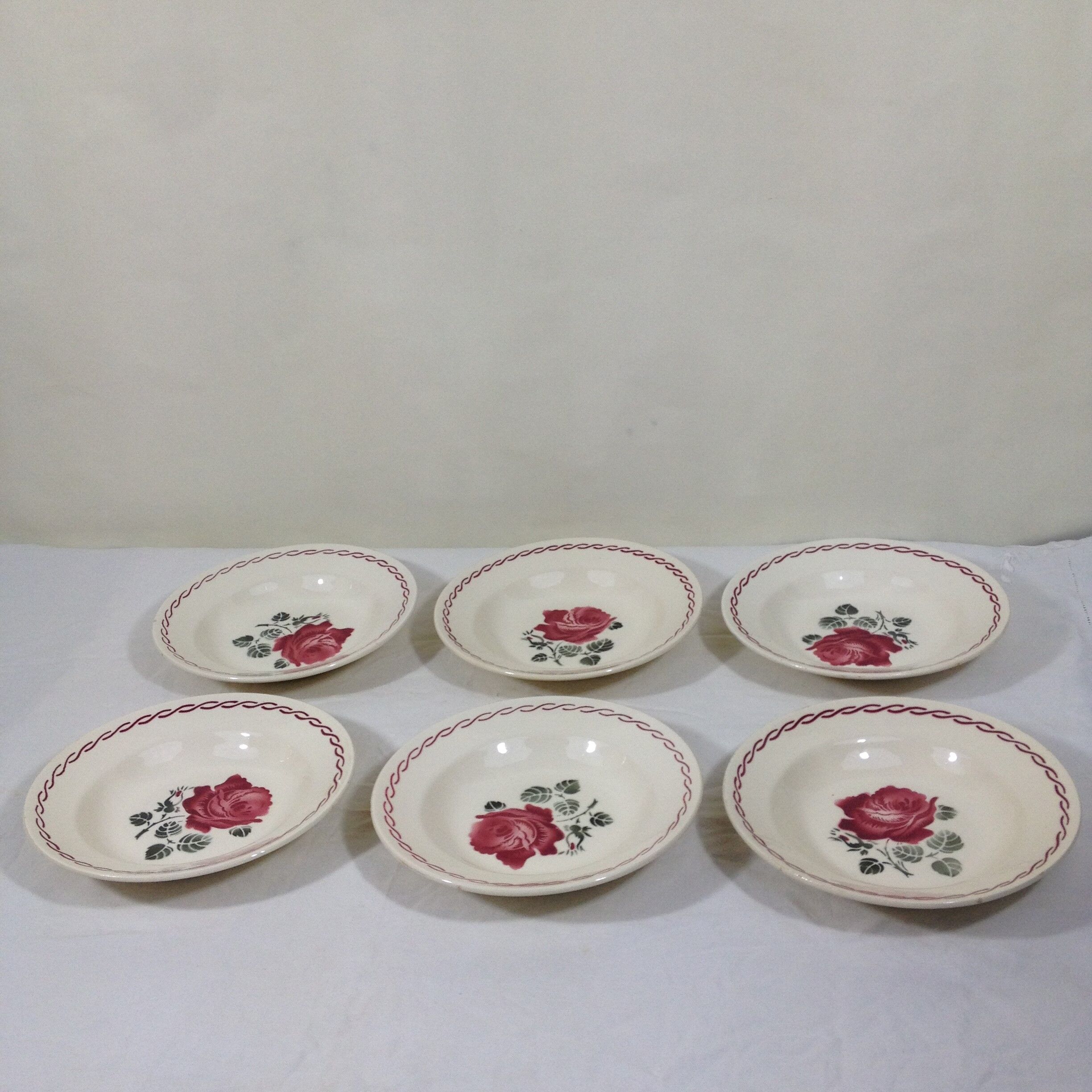 Six Badonviller hollow plates