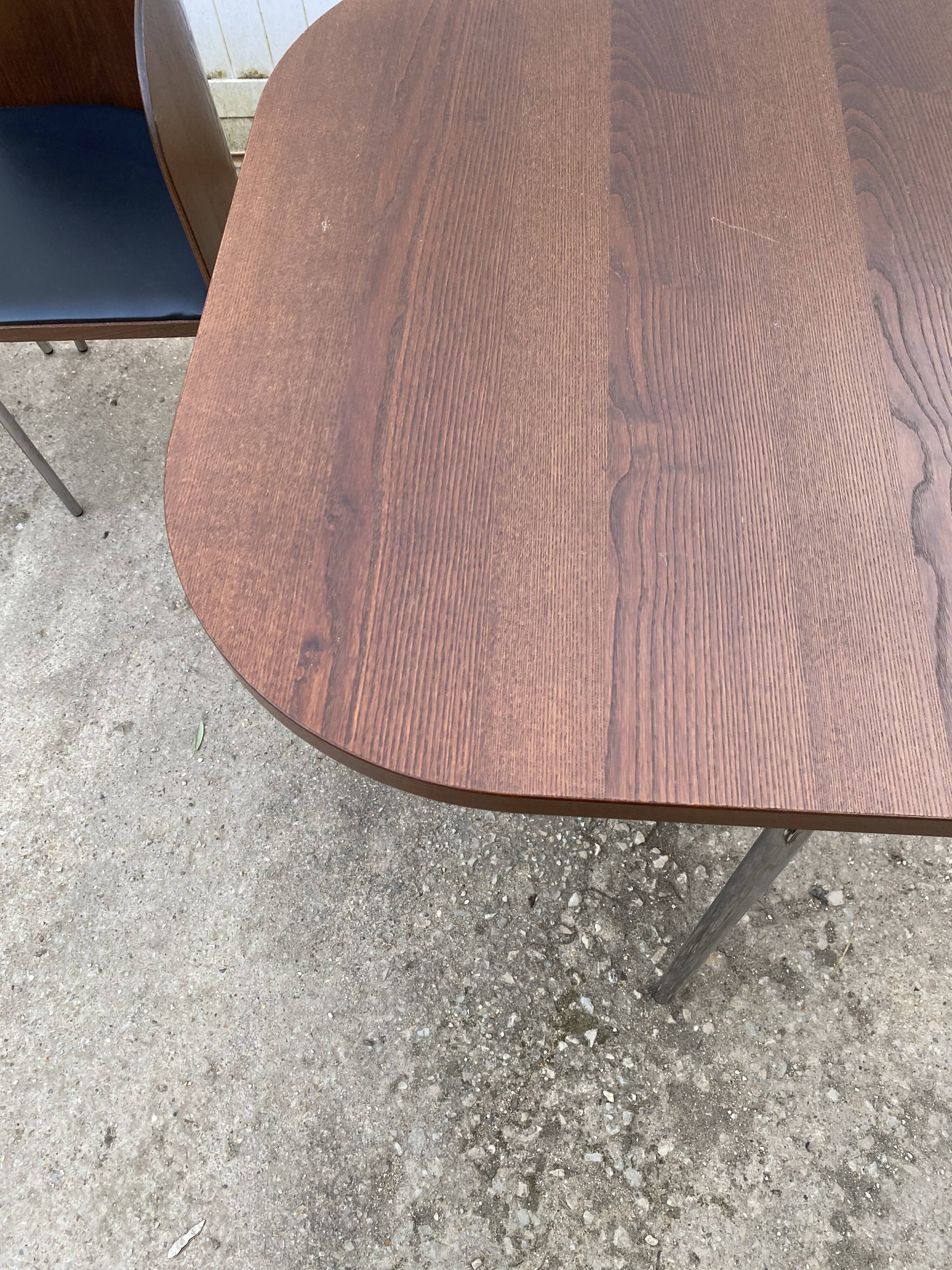 Fusion table and 4 teak chairs by Sandra Kragnert IKEA.