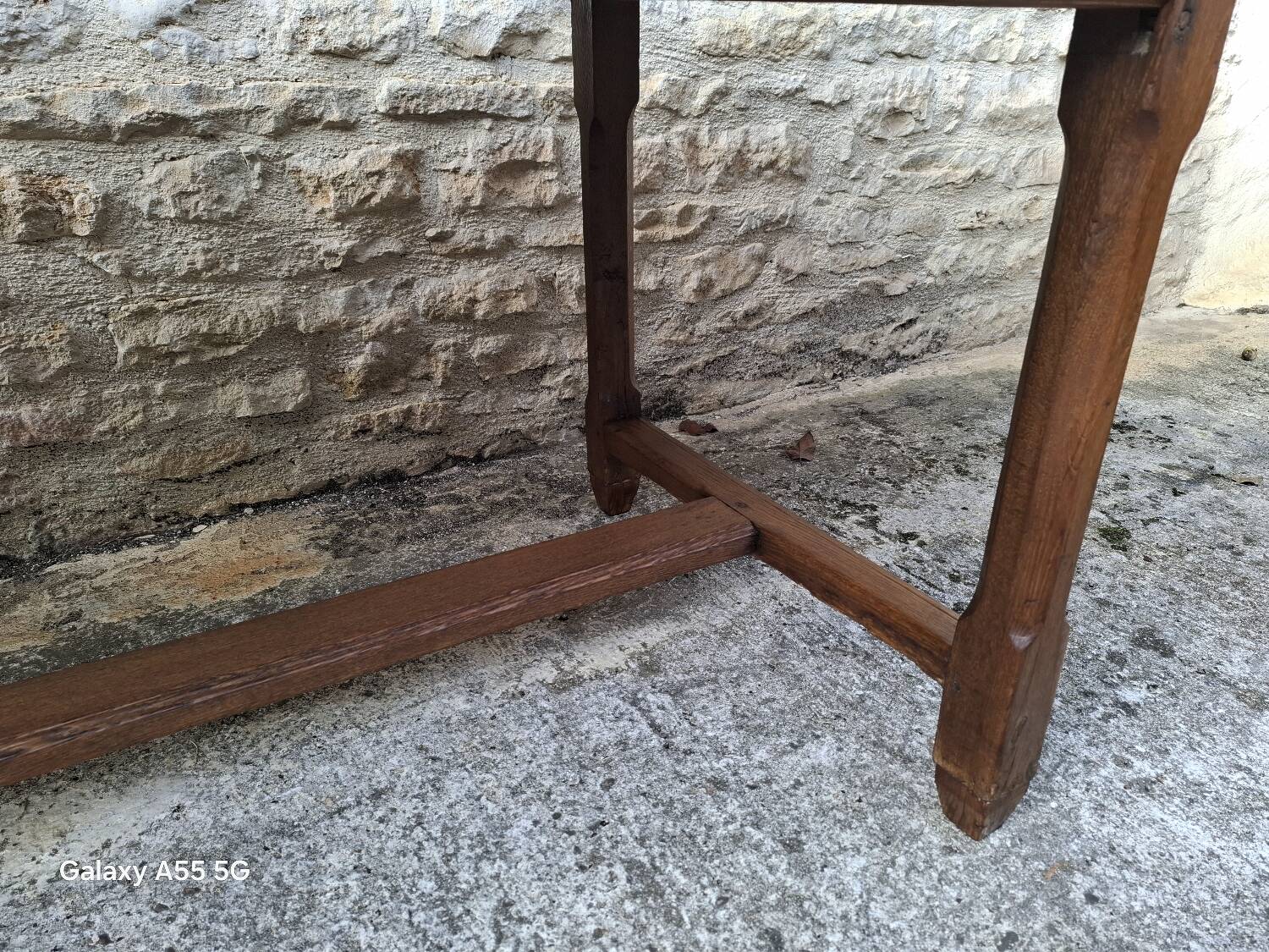 Extendable oak farmhouse table