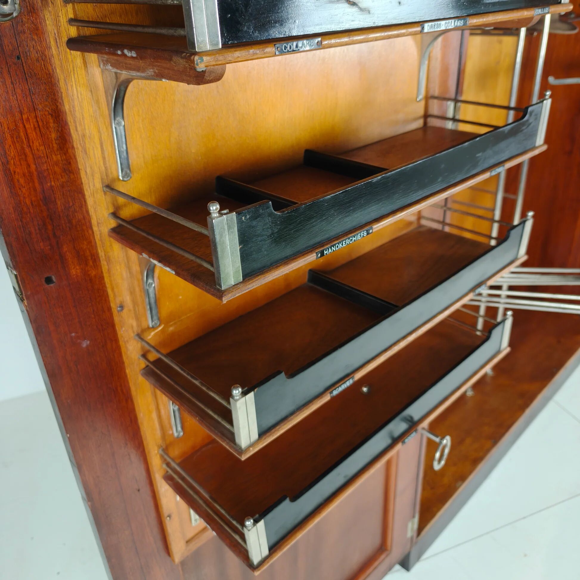 1920s Compactom Ltd gentleman’s wardrobe – fully fitted interior