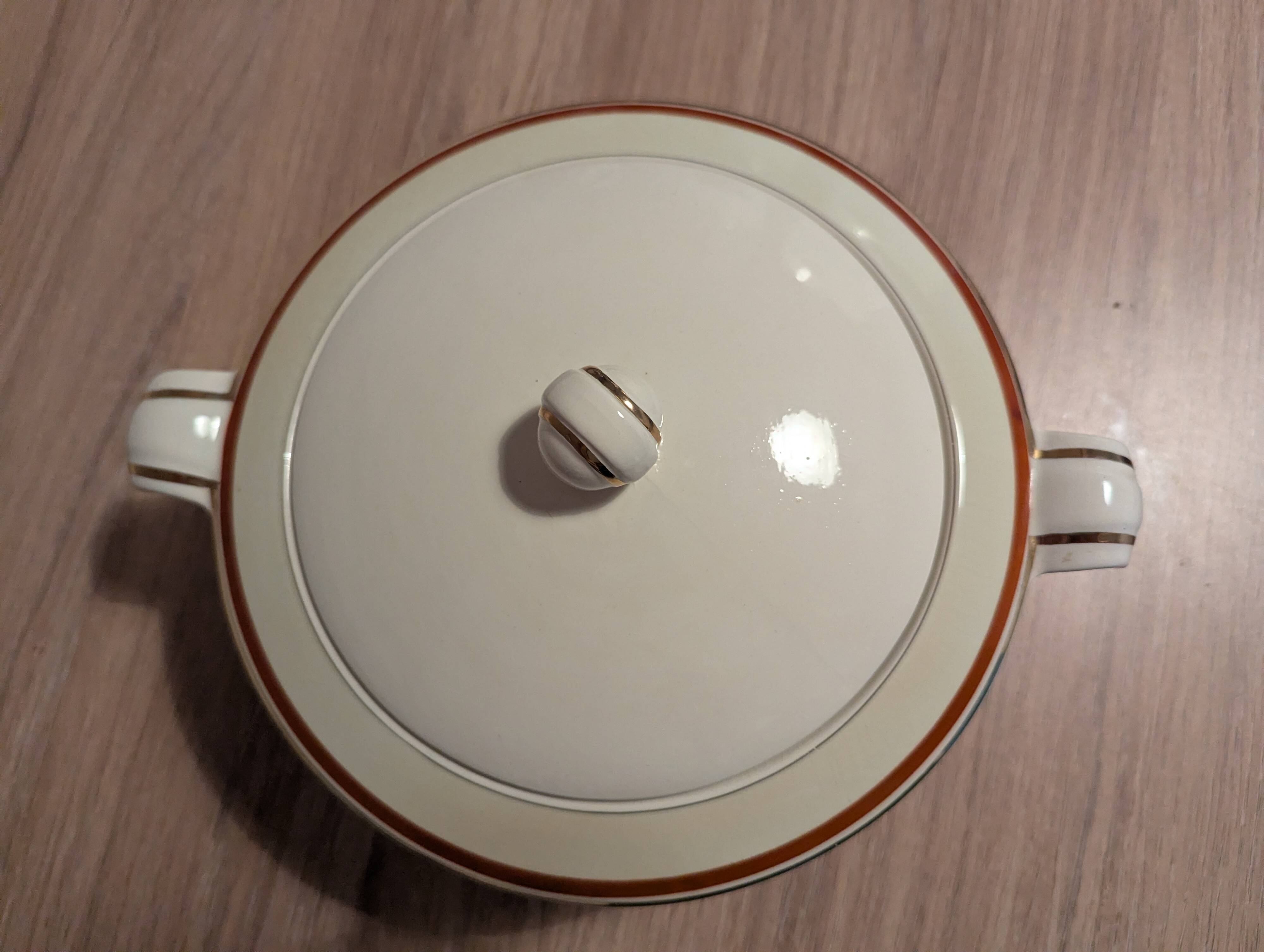 Large Longchamp set in France in earthenware Tea service, serving pieces