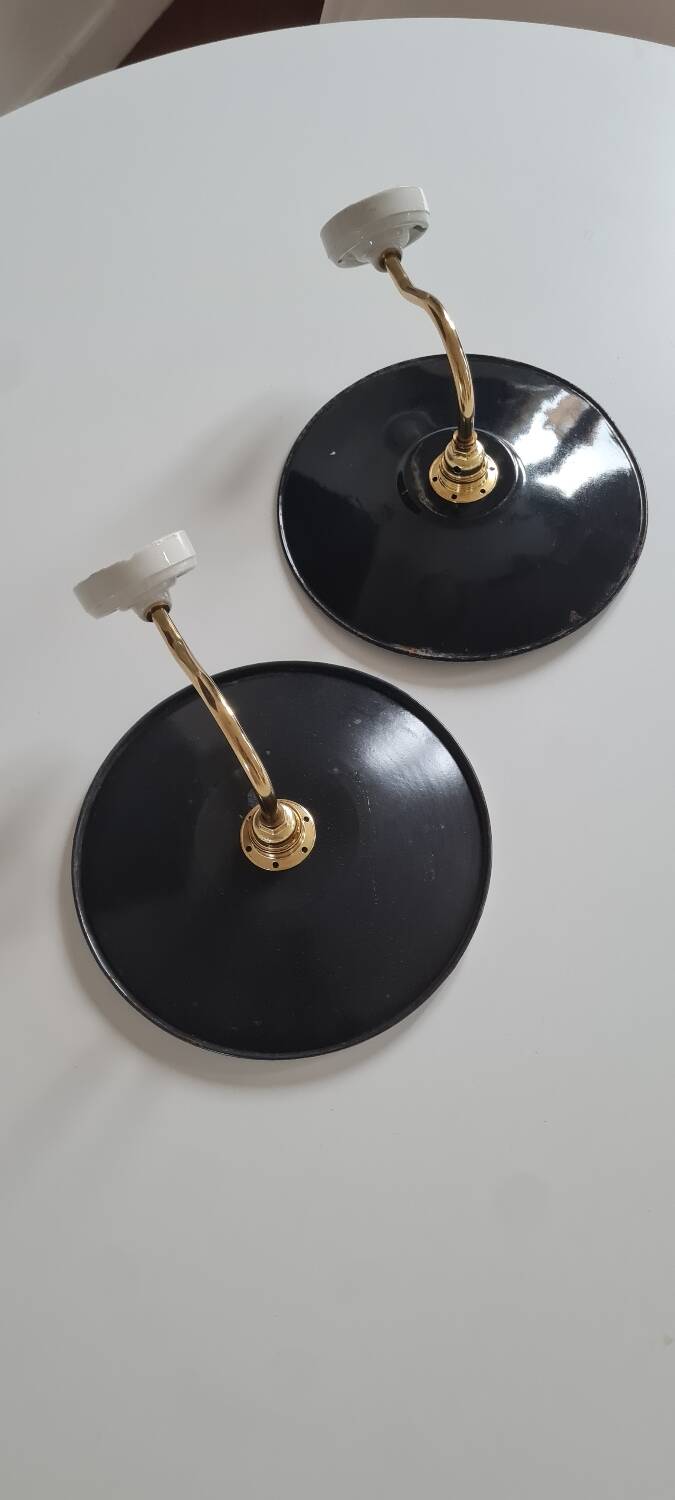 Paire d'appliques vintage en tôle émaillée
