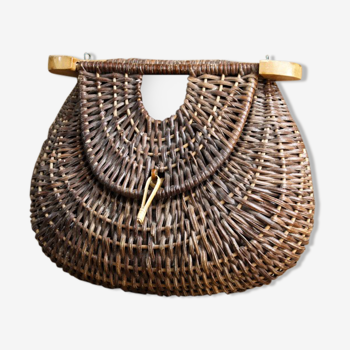 Rattan braided fishing basket