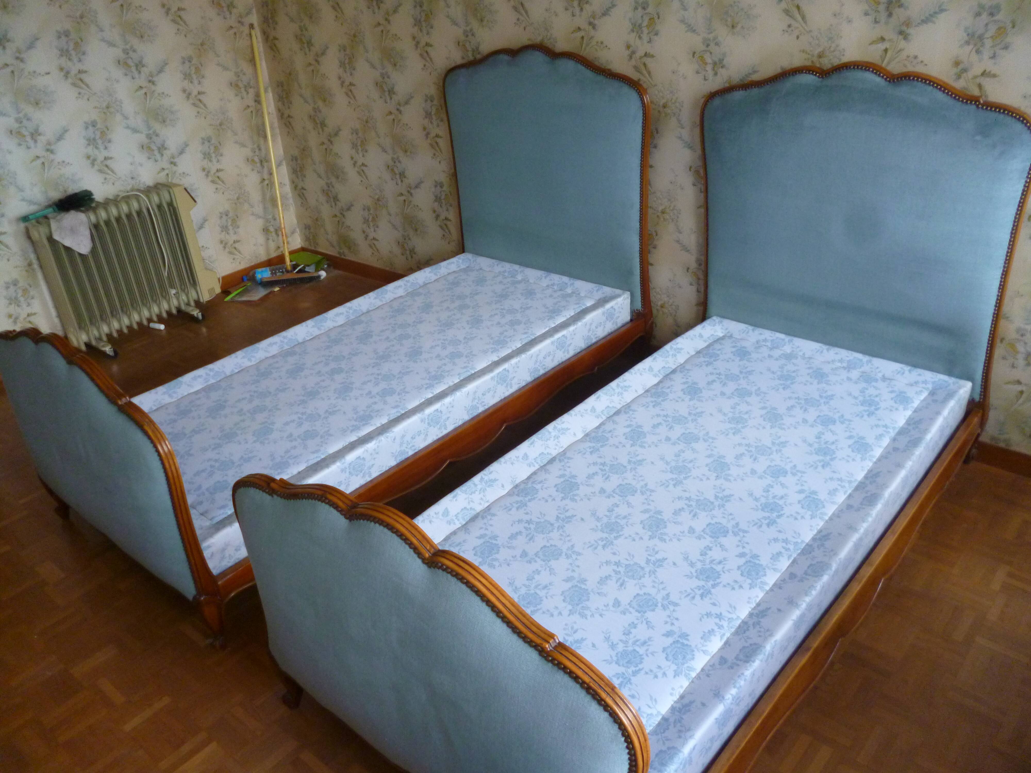 Paire de lits en 90 de style Louis XV