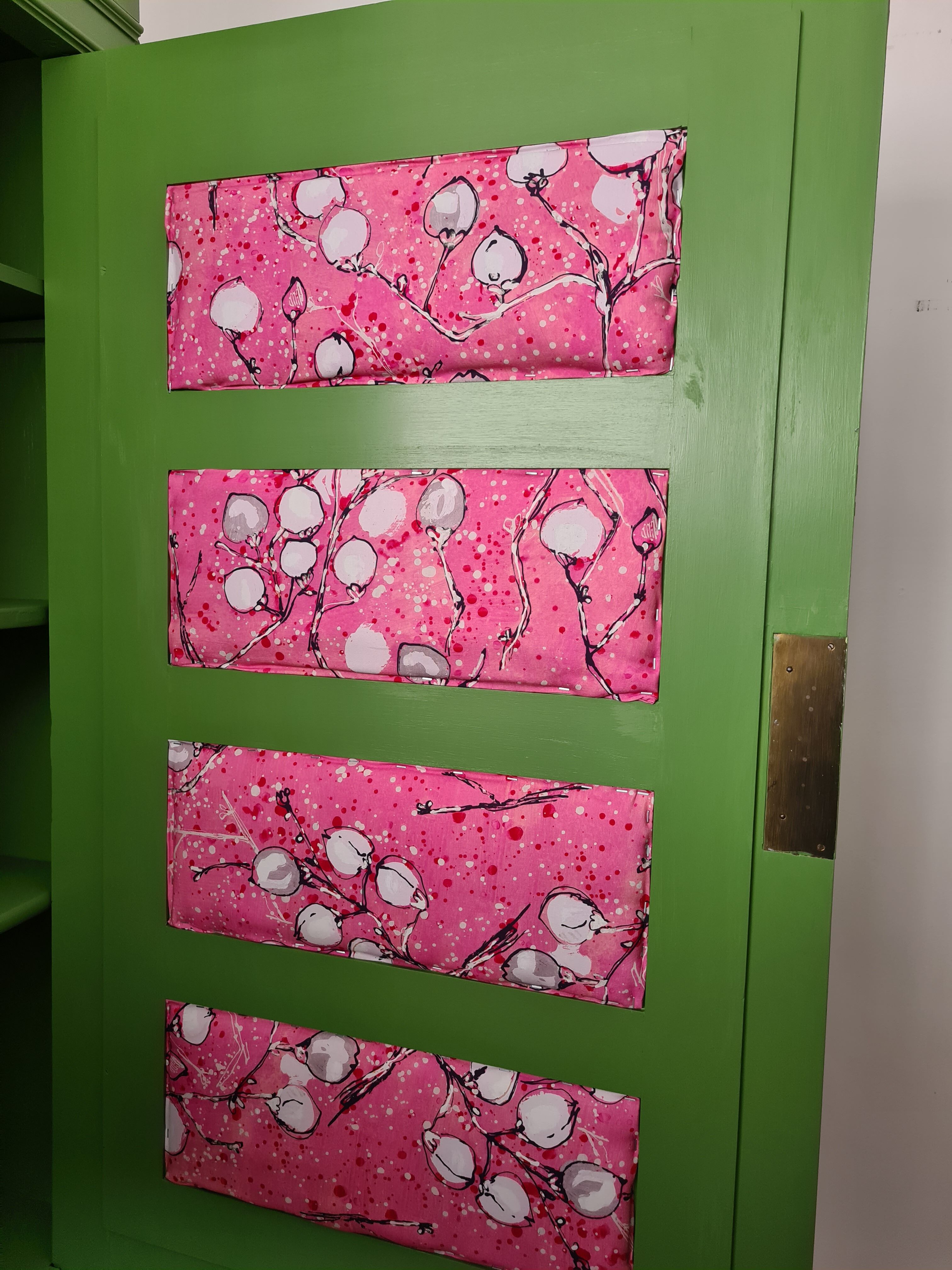 Louis Philippe green bamboo wardrobe