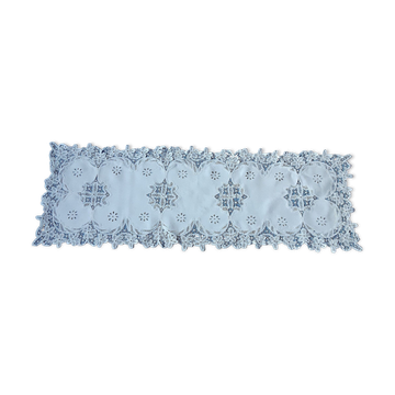 Centre de table en dentelle de Luxueil