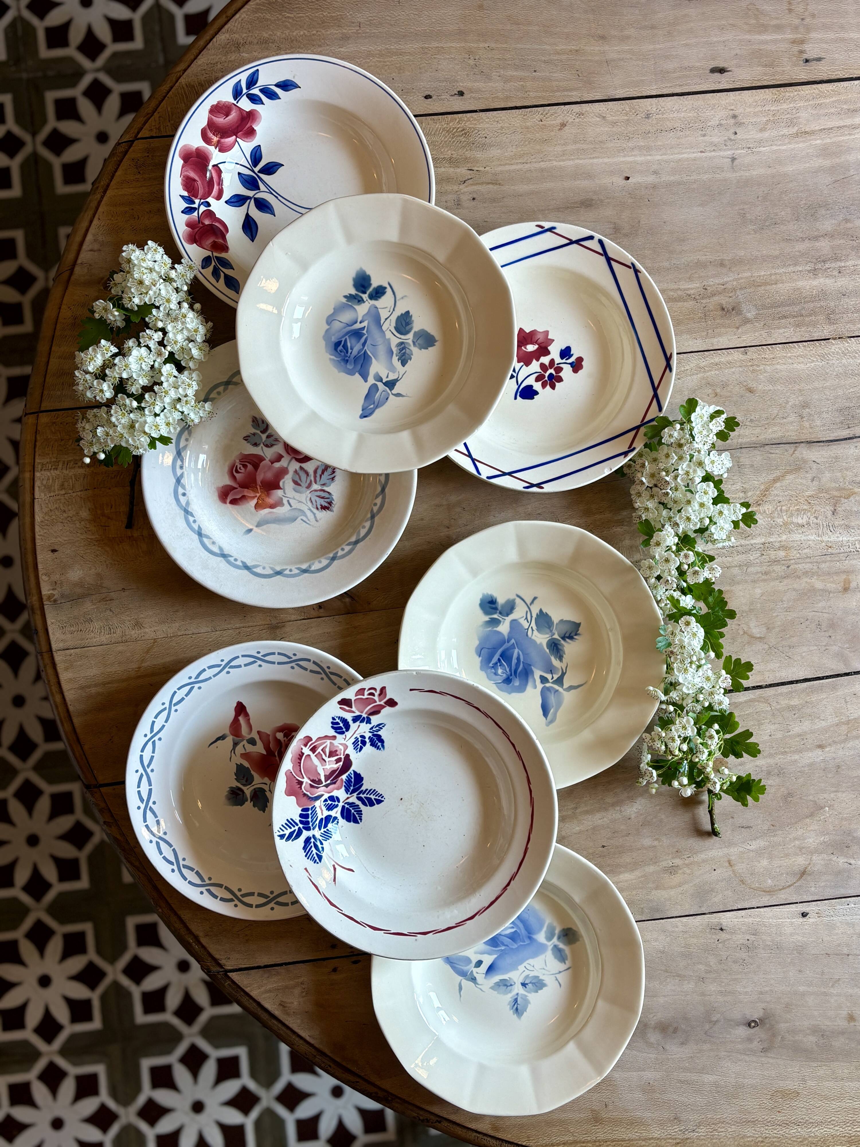 Set of 8 mismatched vintage soup plates