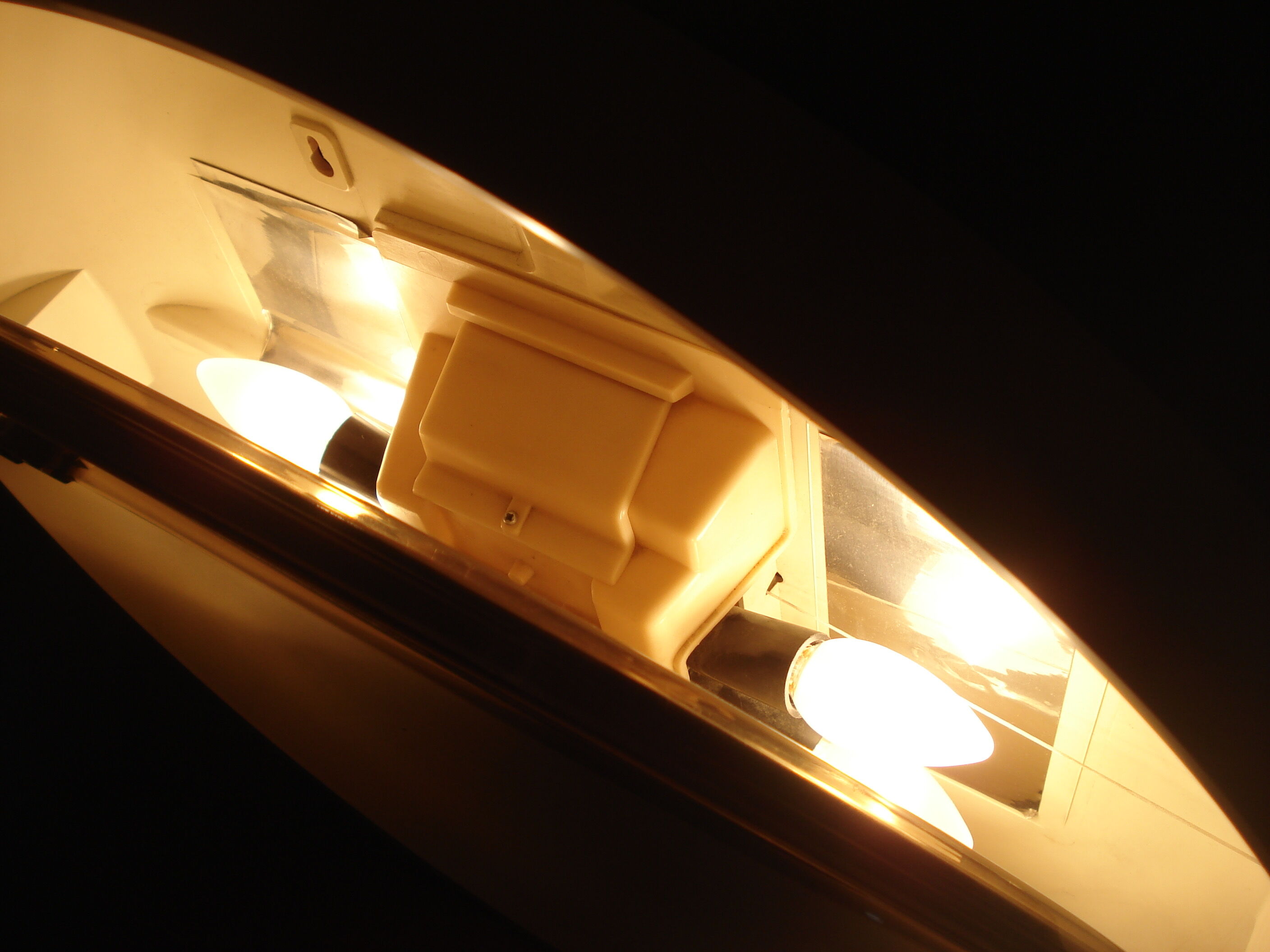 Vintage illuminating mirror 1970 allibert