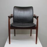 Finn Juhl model 192 in Teak, leather for France & Daverkosen