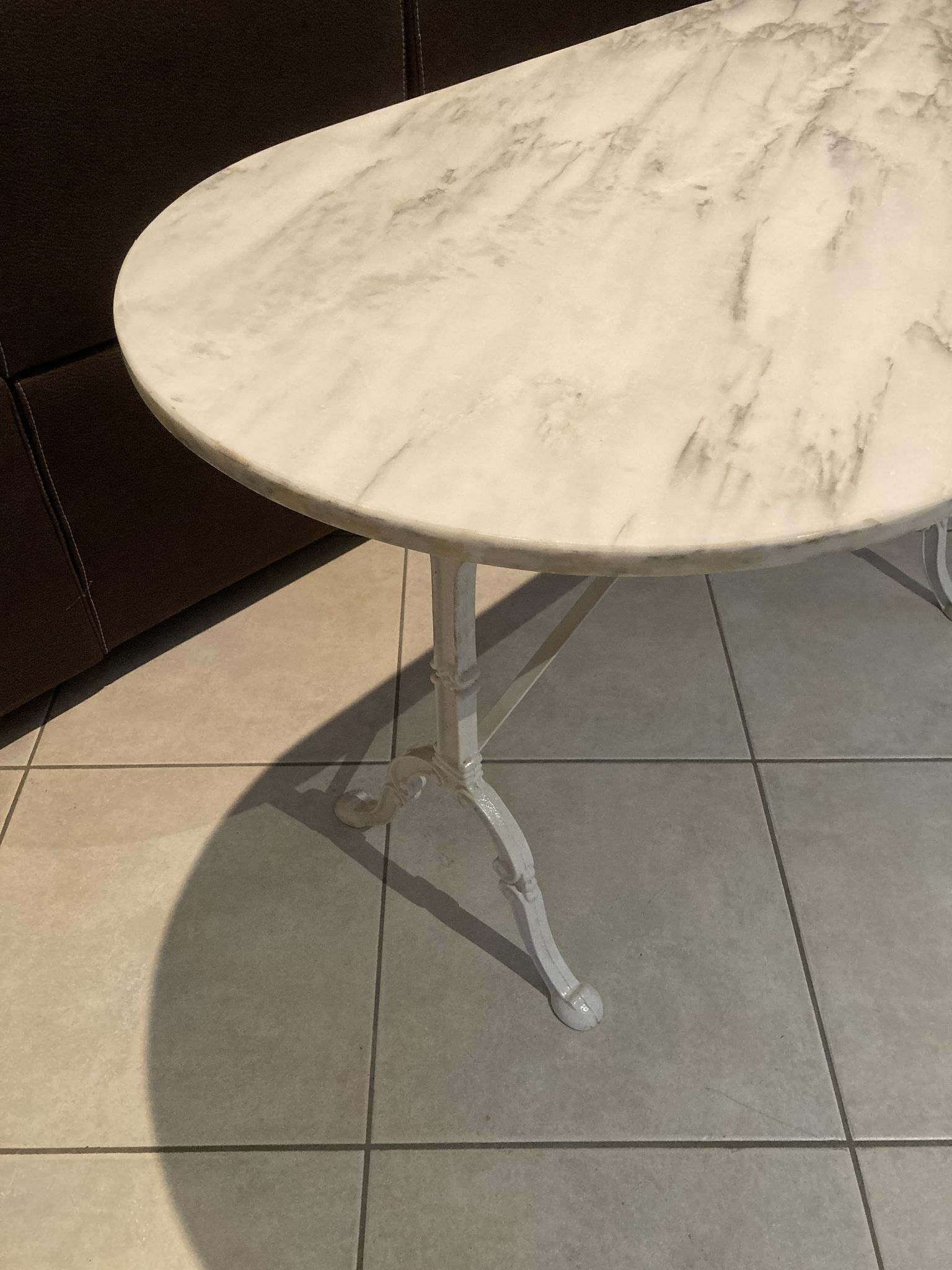 Table bistrot en marbre