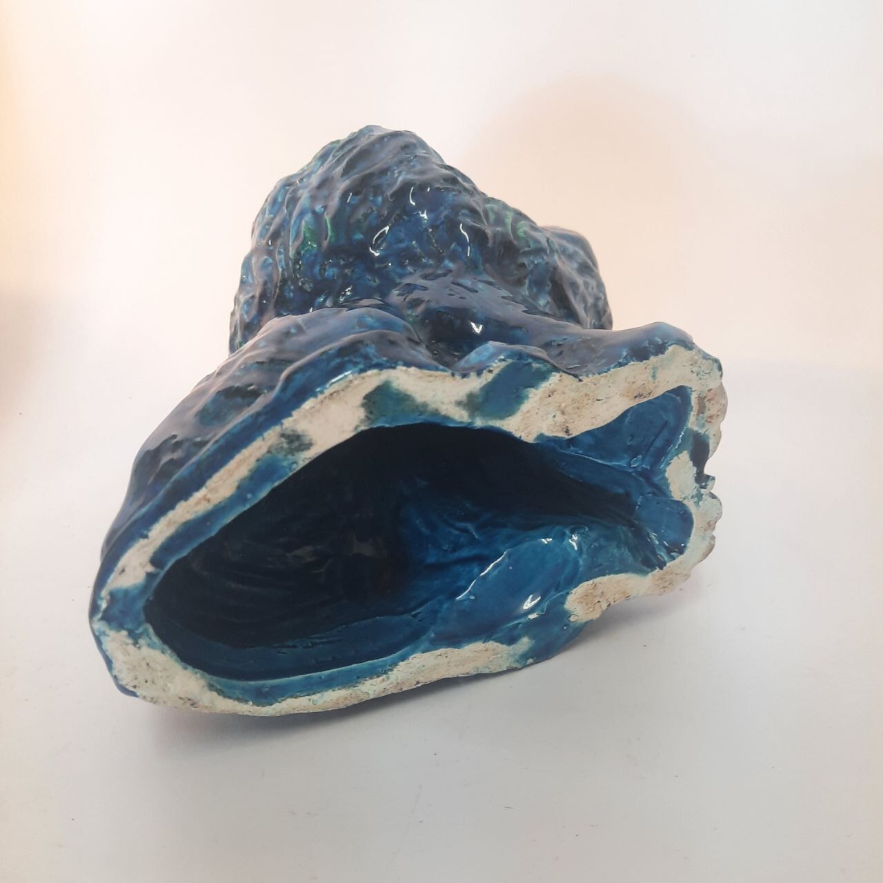 Lion statue, vintage, design Aldo Londi for Bitossi, Rimini blue series.