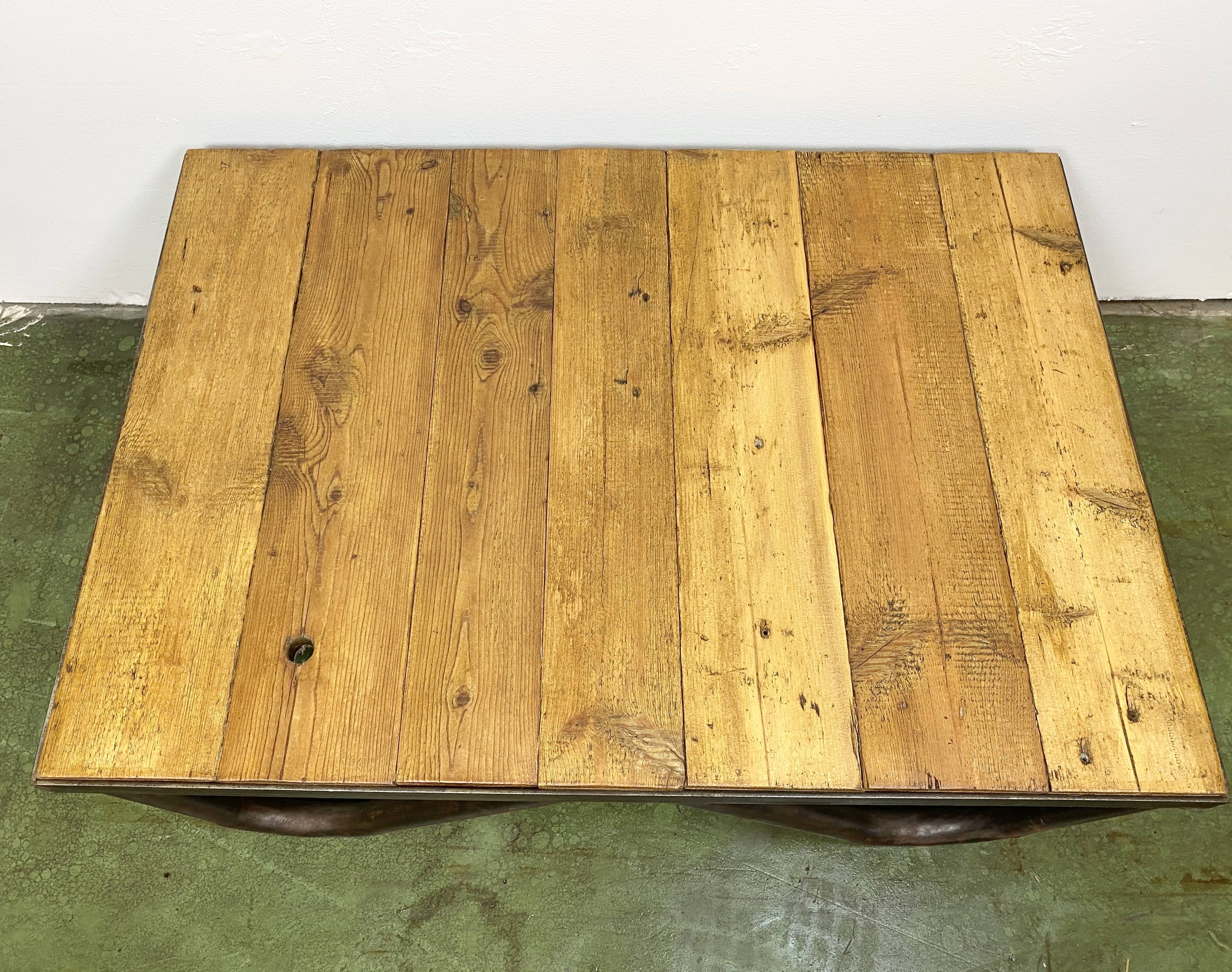Table basse industrielle, années 1960