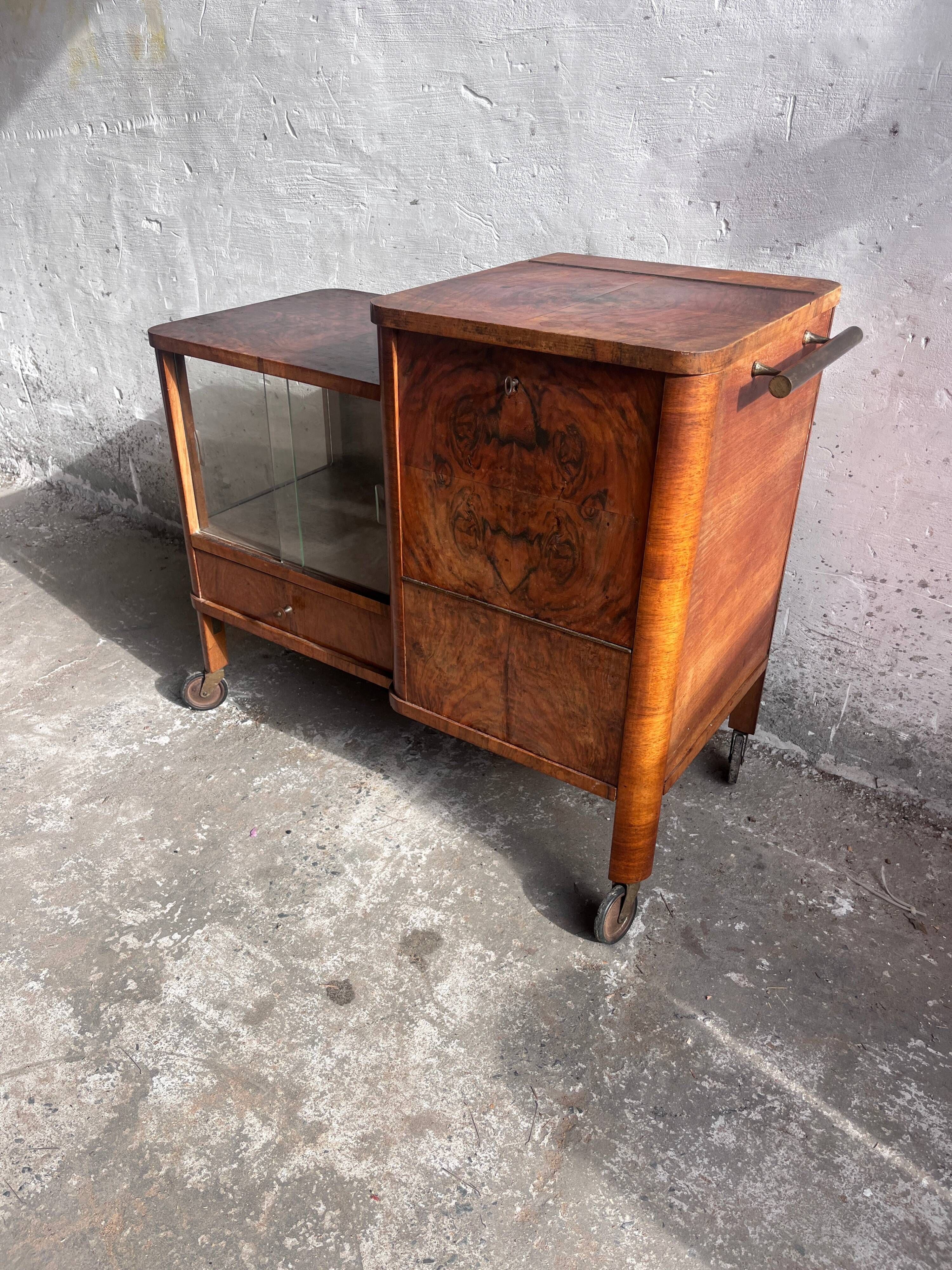 Desserte de bar Art déco en noyer, circa 1930s