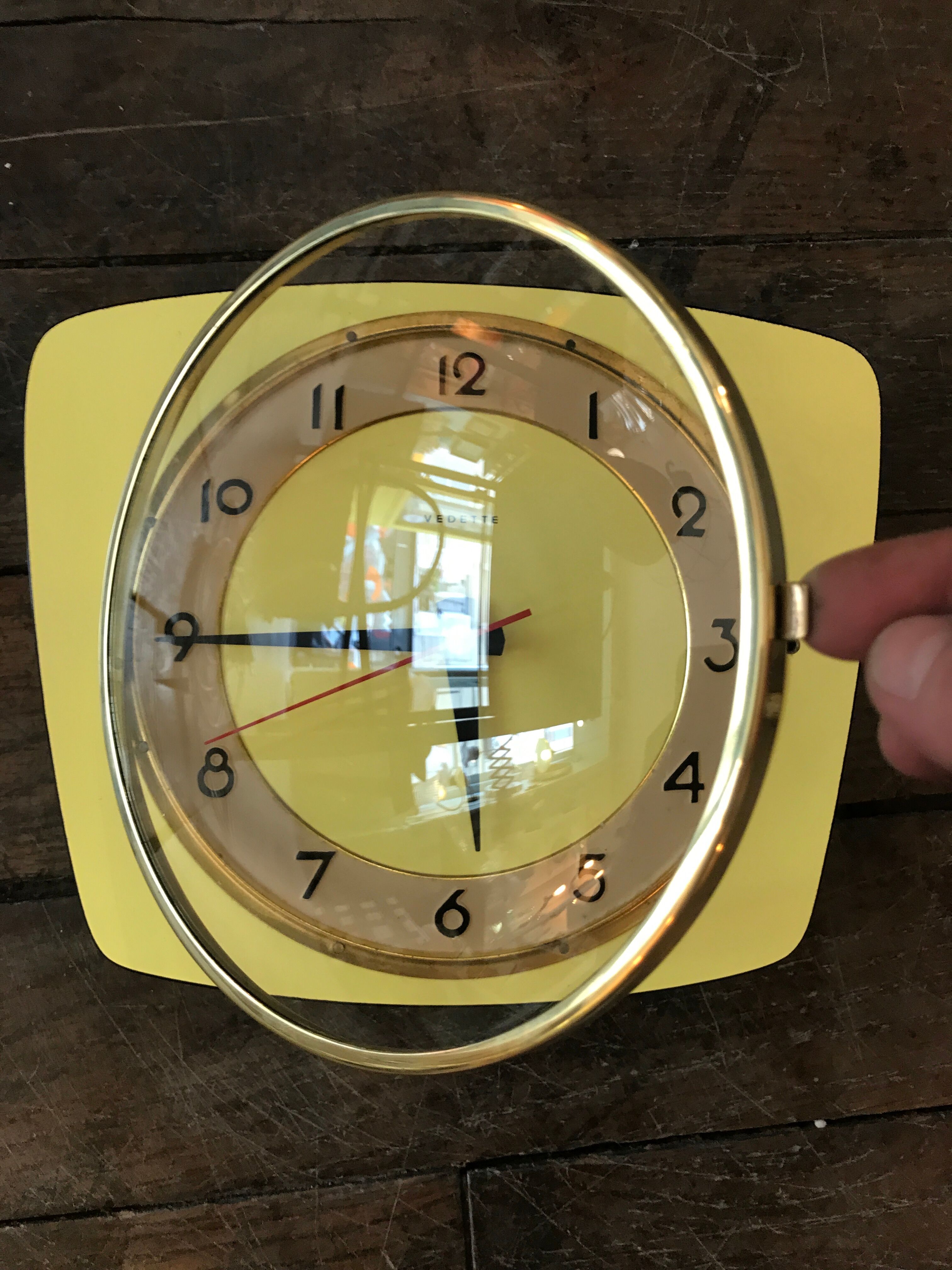 Vintage clock star Formica yellow wall pendulum