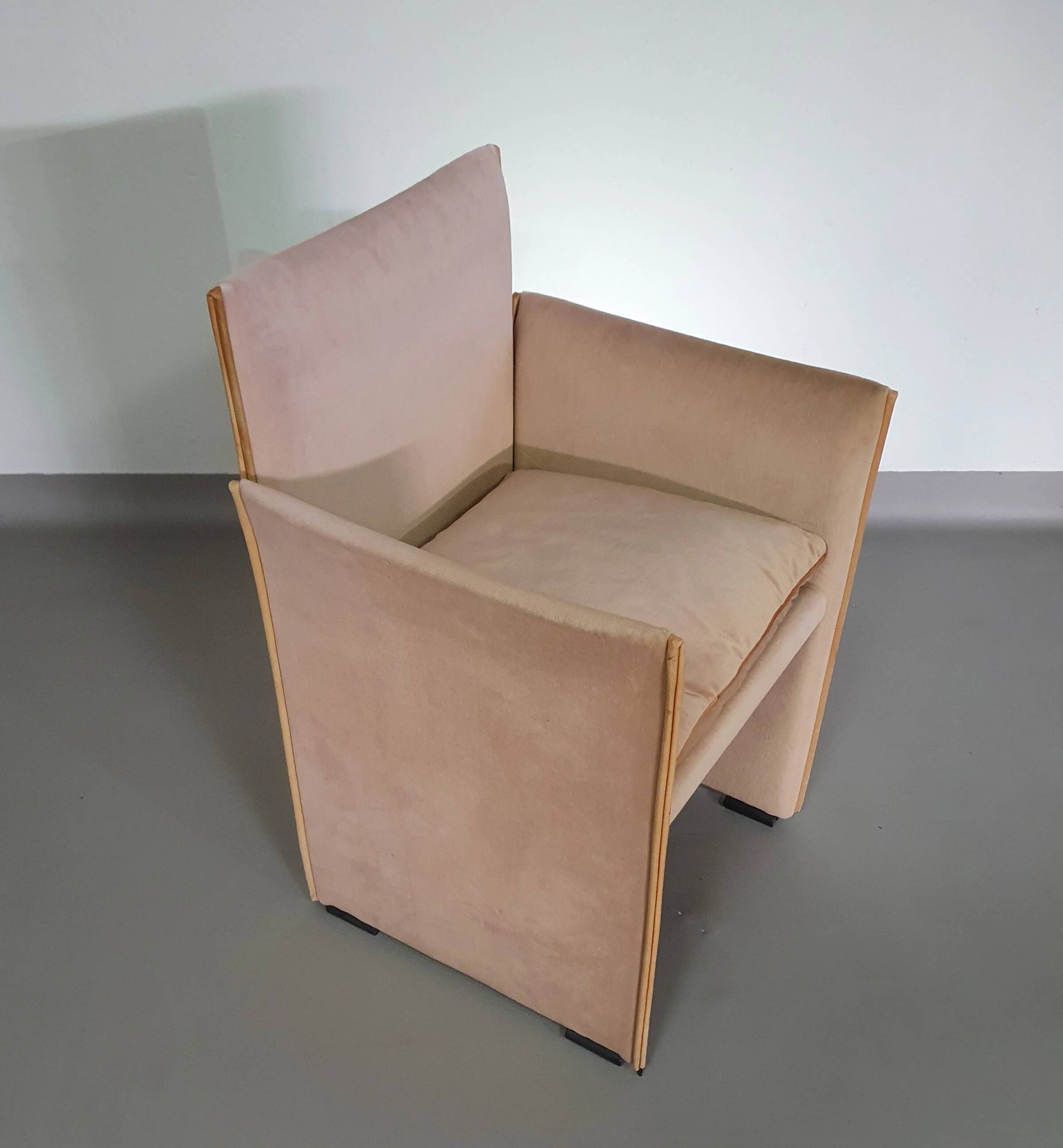 Set (6) by Mario Bellini 401 Break chairs for Cassina, 1990s