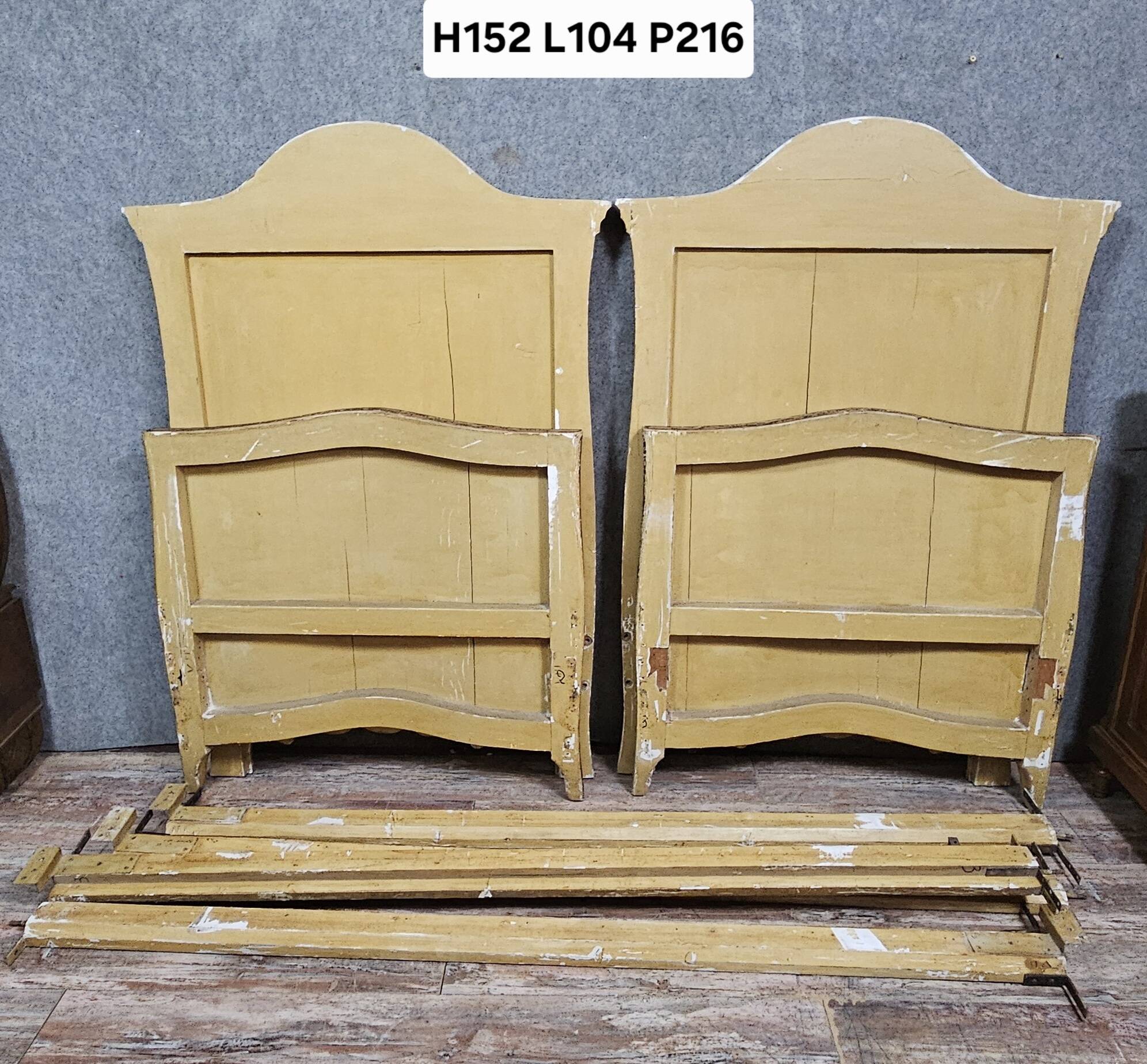 Pair of antique painted beds with floral decoration - 19th century - Venetian style