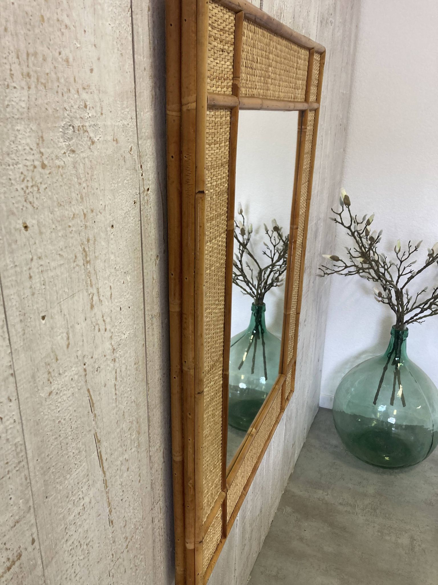 Miroir en rotin vintage