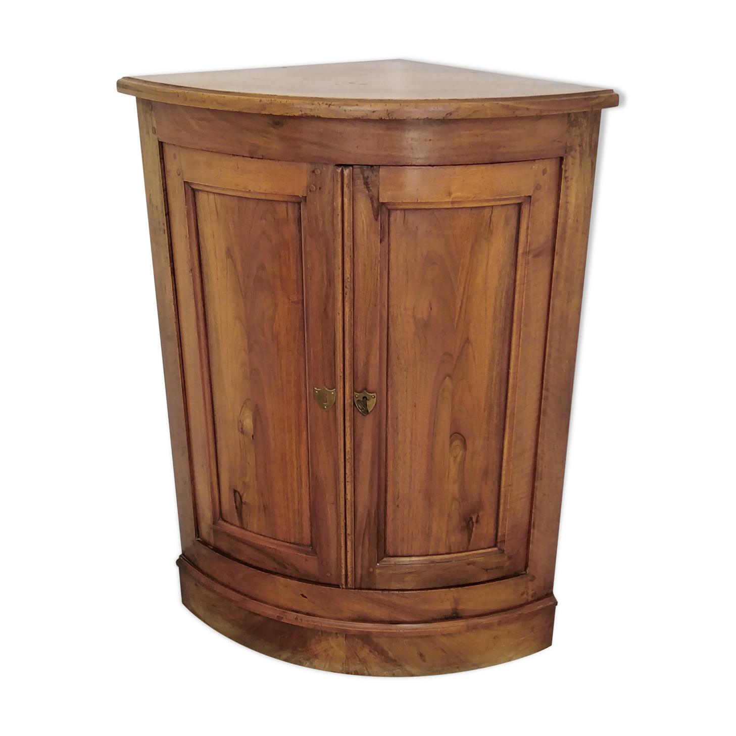 Corner furniture in fruit wood