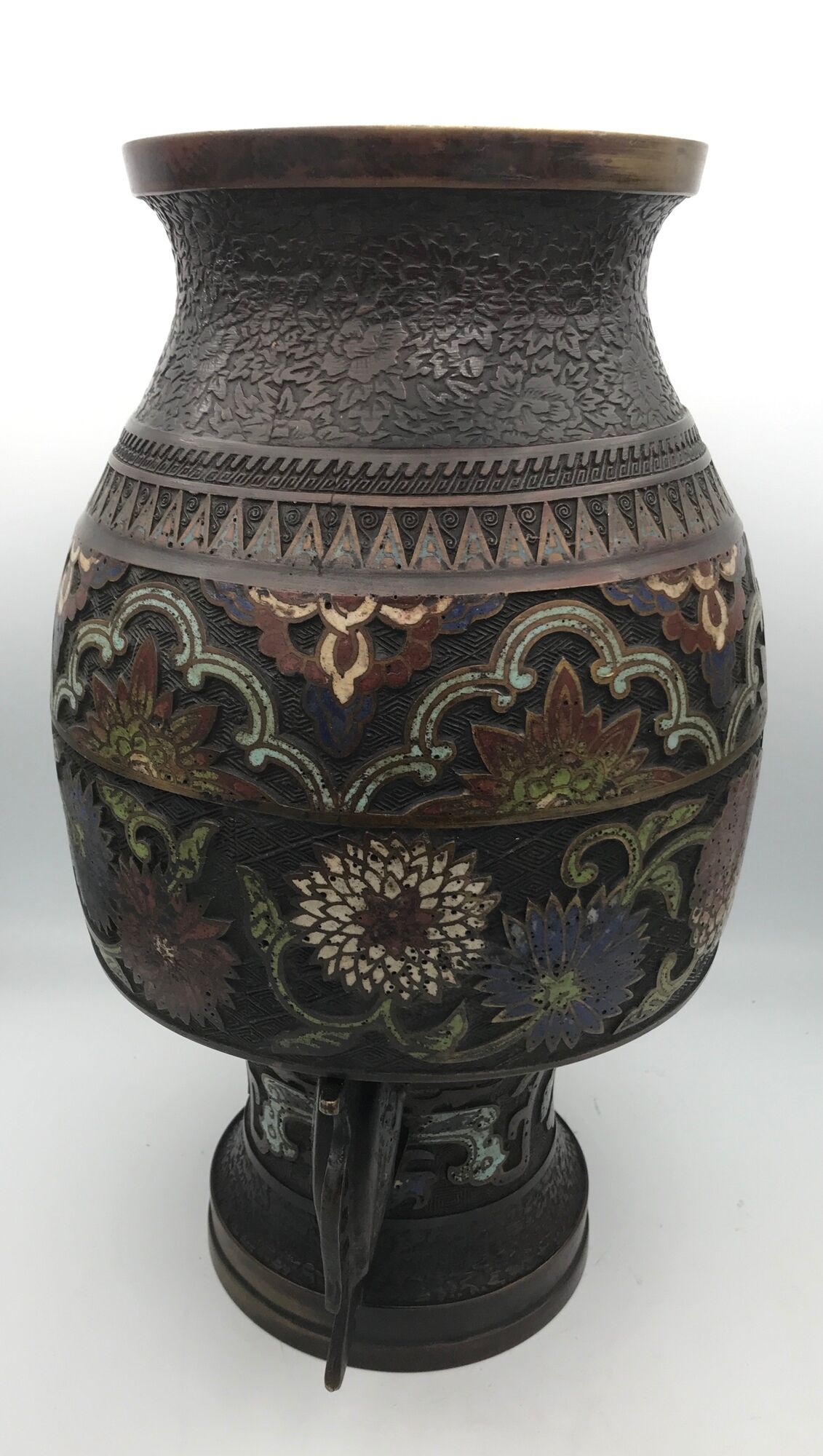 Asian cloisonné bronze vase with floral decoration, 19th century