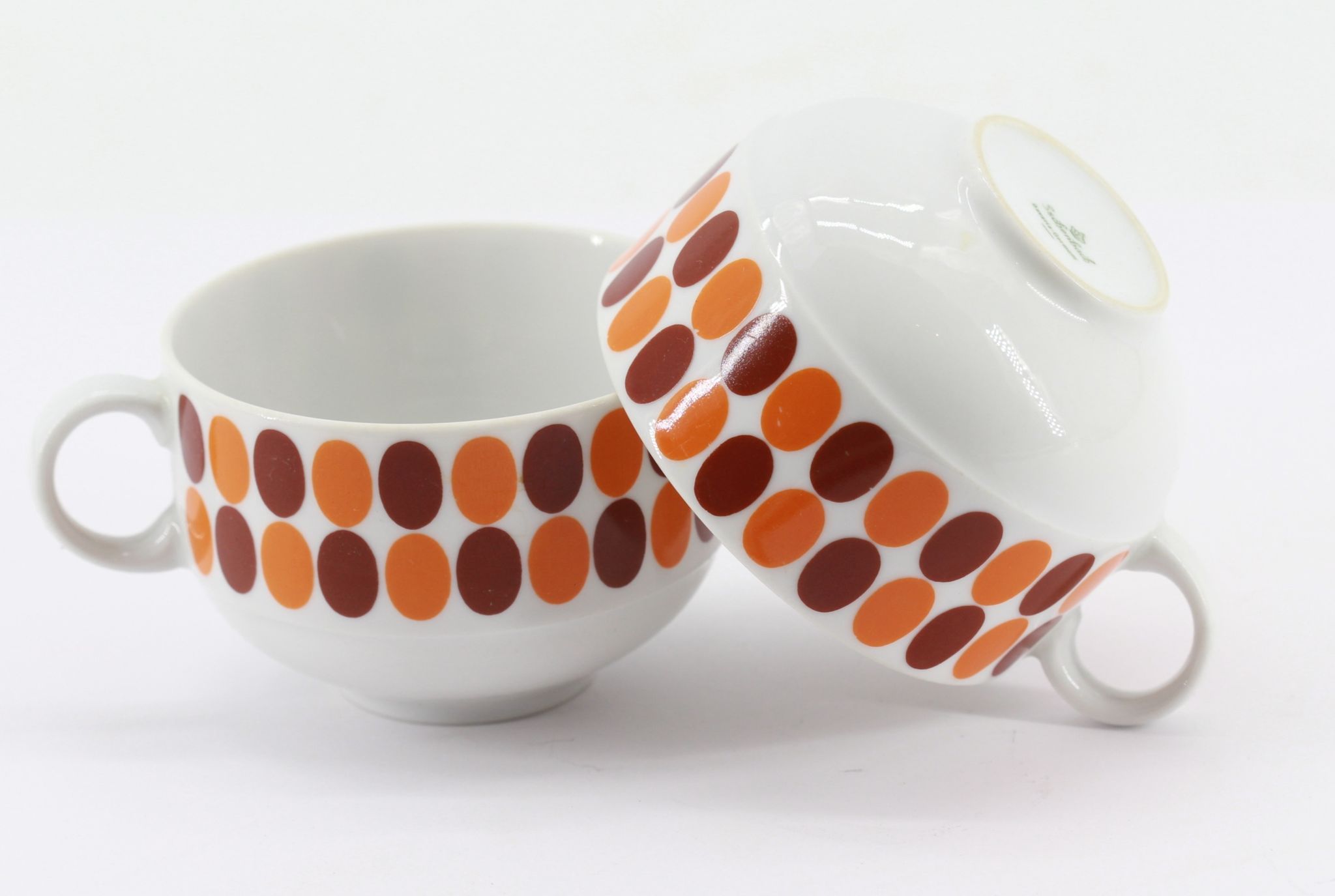 Set of 2 old cups