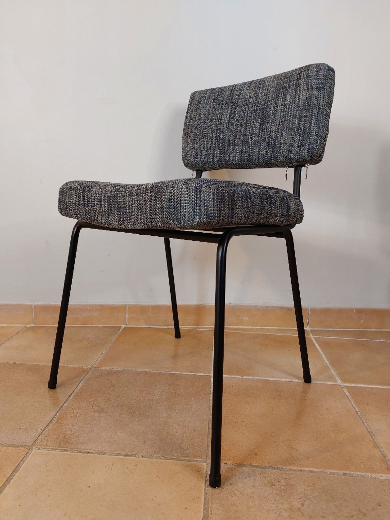 Set of 4 design chairs André Simard, Edition Airborne, French Modernism 1960s