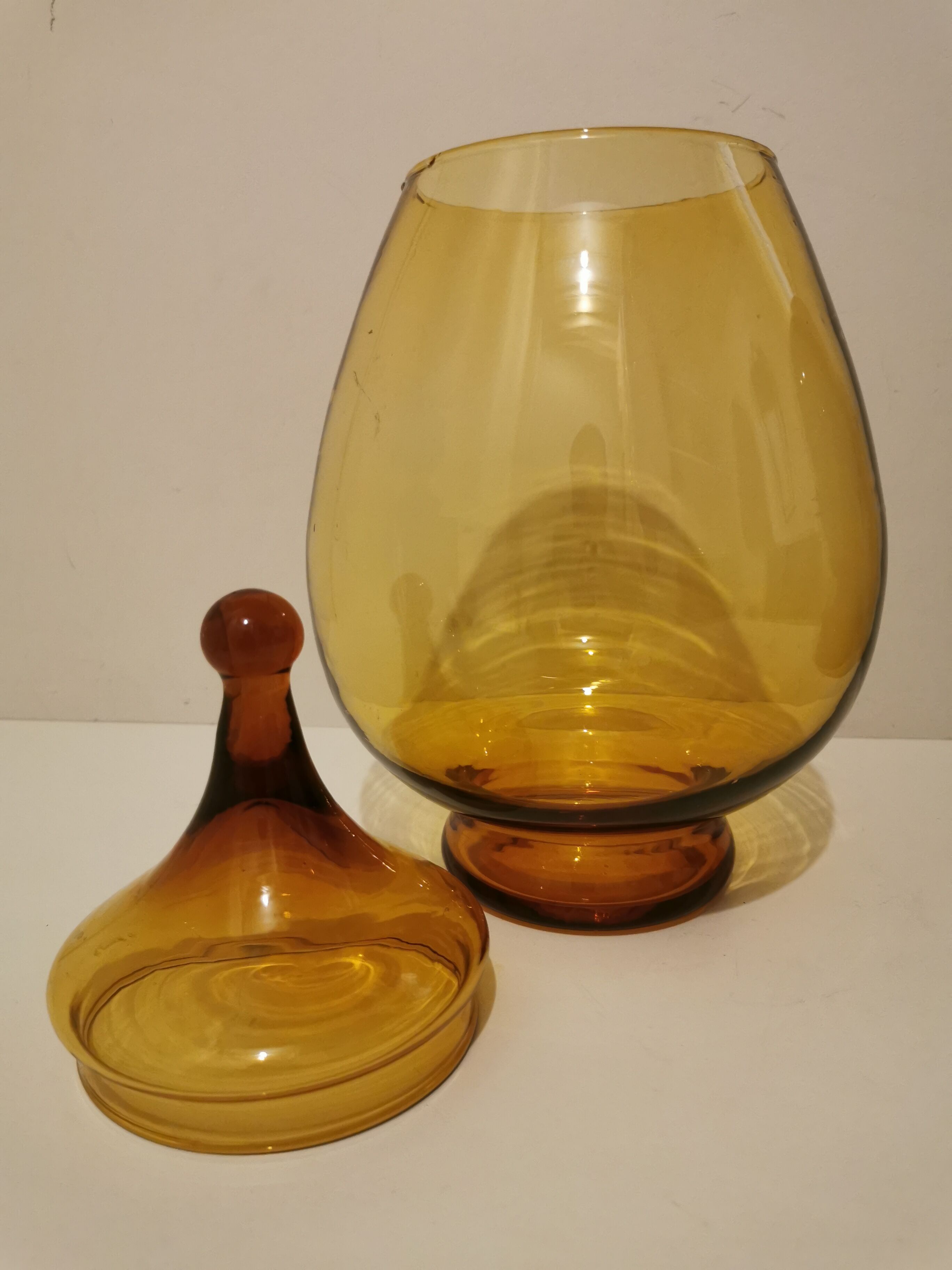 Apothecary pot, vintage XXL candy in 70s amber glass
