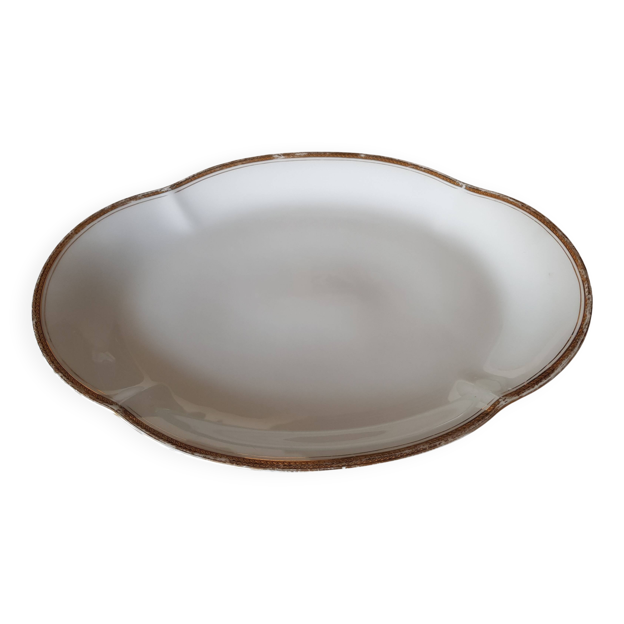 Plat pour servir à liseré doré