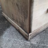 Trade cabinet with drawers